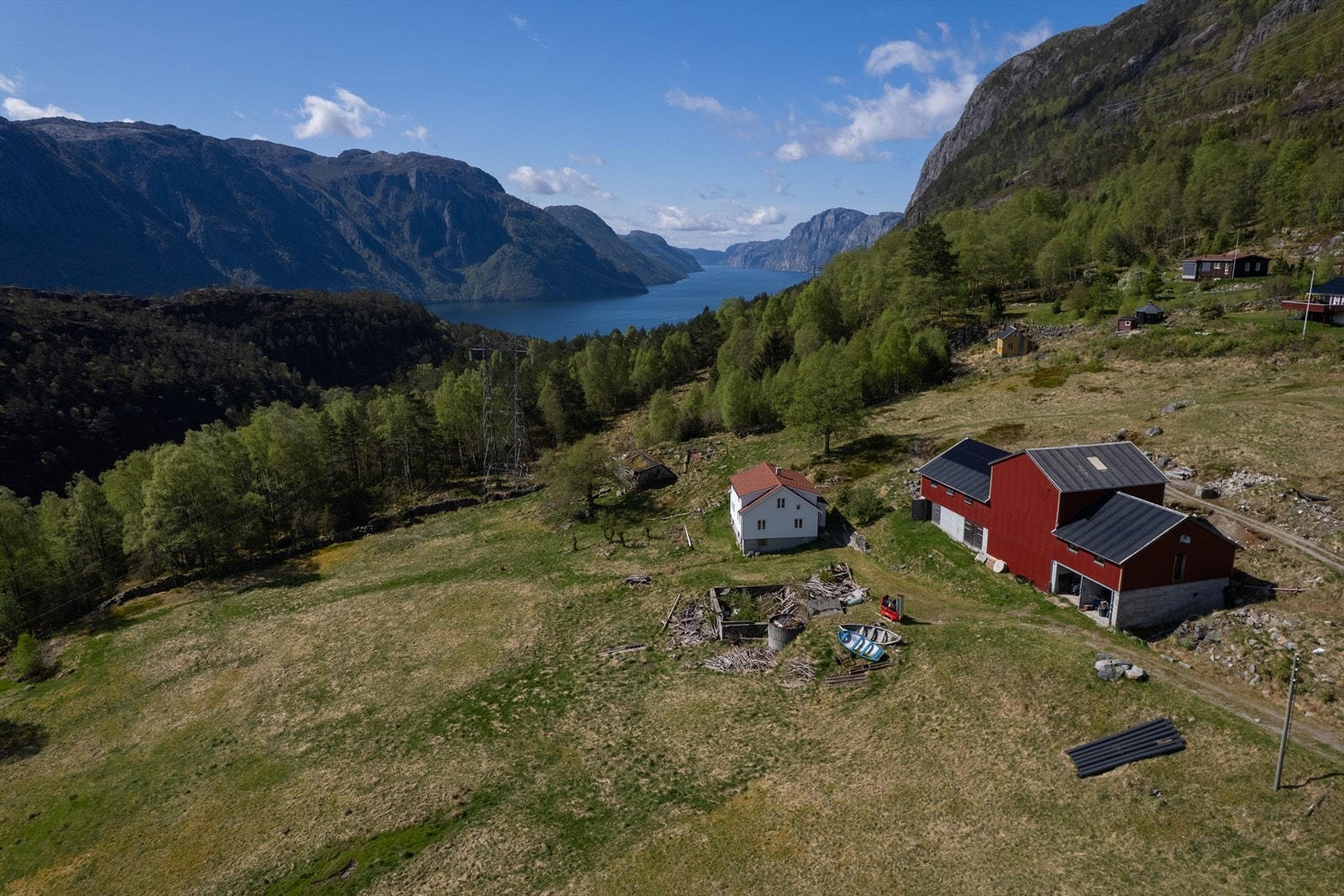 Velkommen til idylliske Hatleskog i Songesand! Galleribilde