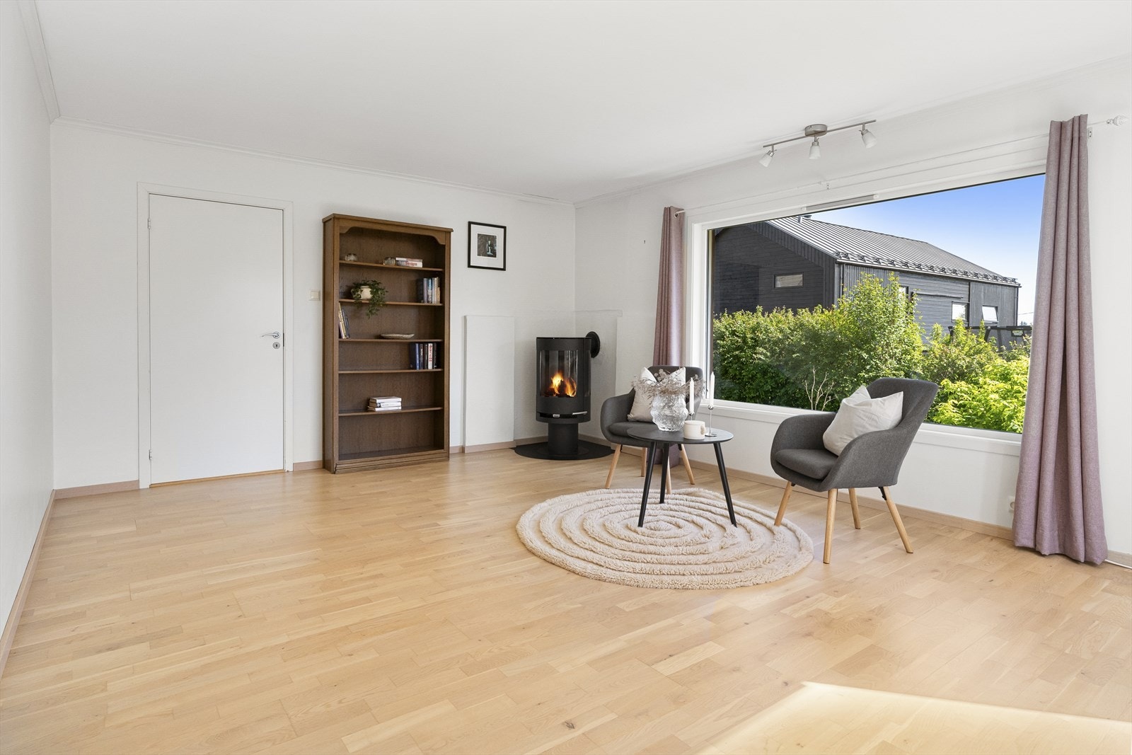 - Flott peisovn som varmer godt på kalde vinterkvelder - Galleribilde