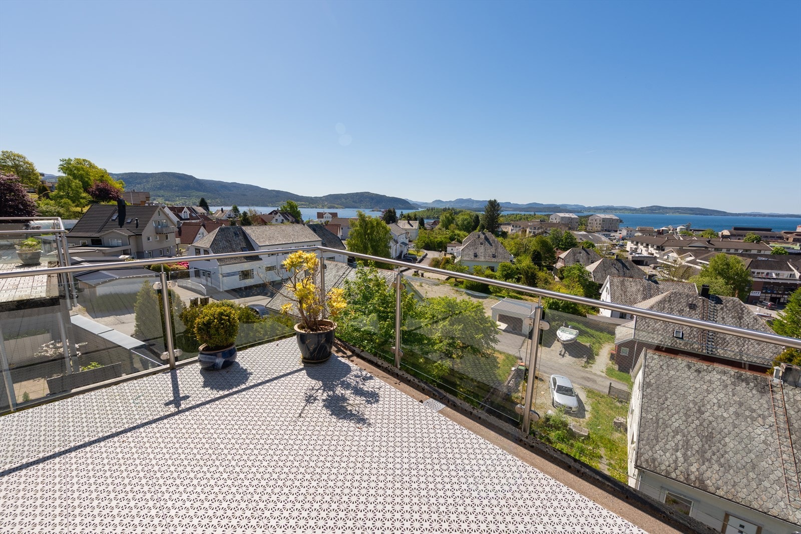En romslig balkong på 10 m2. Galleribilde