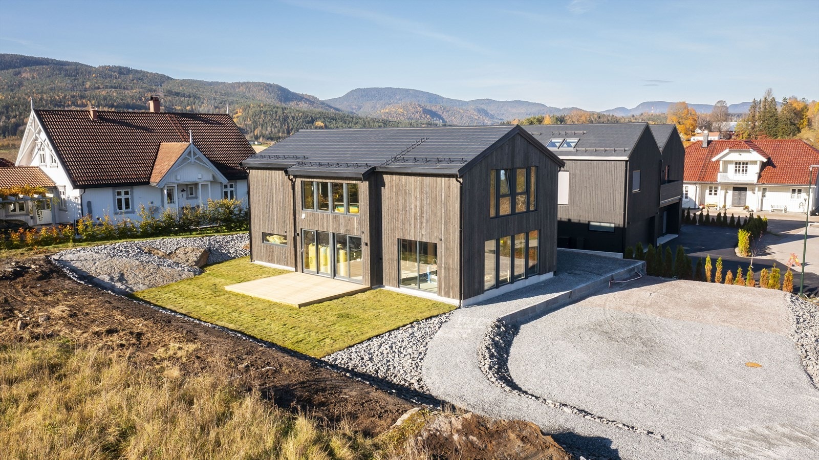 Sørmegleren presenterer Hoppestadkroken 11 - Nyoppført og stor enebolig med inntil 5 soverom Galleribilde
