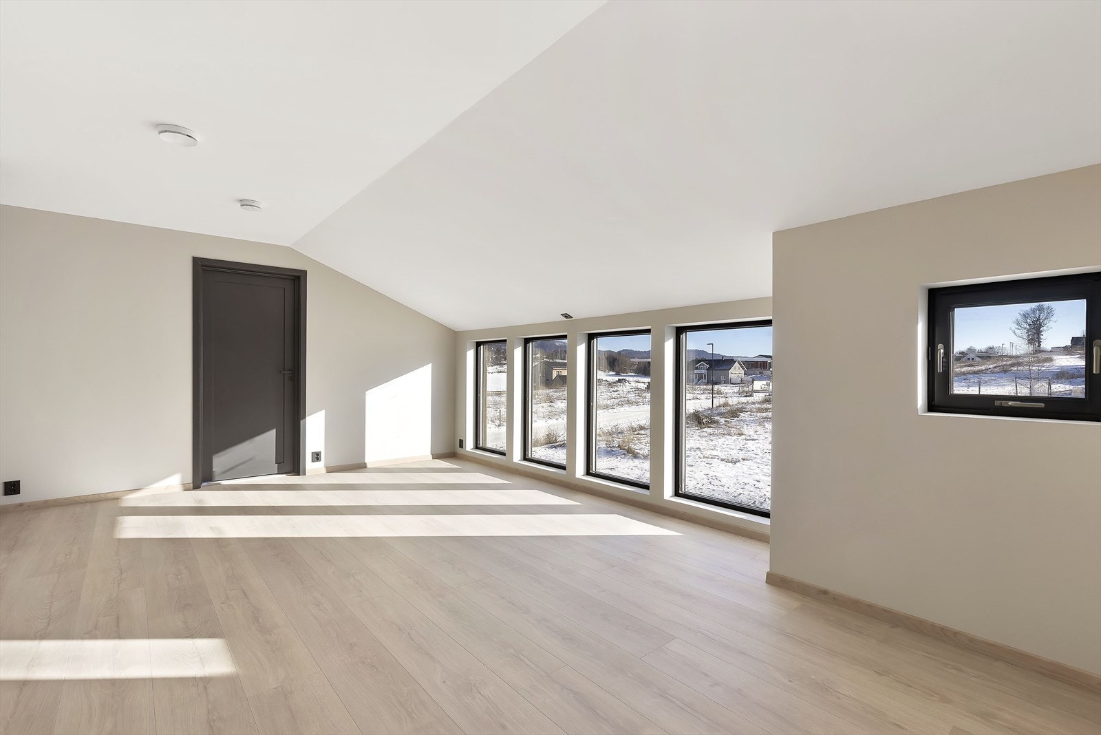 Stor loftstue i 2. etasje Galleribilde