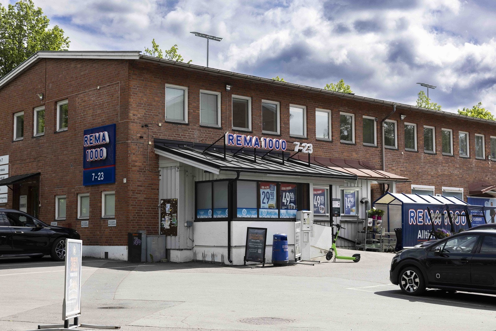 Nærmeste dagligvarebutikk finner man kun 300 meter fra leiligheten Galleribilde
