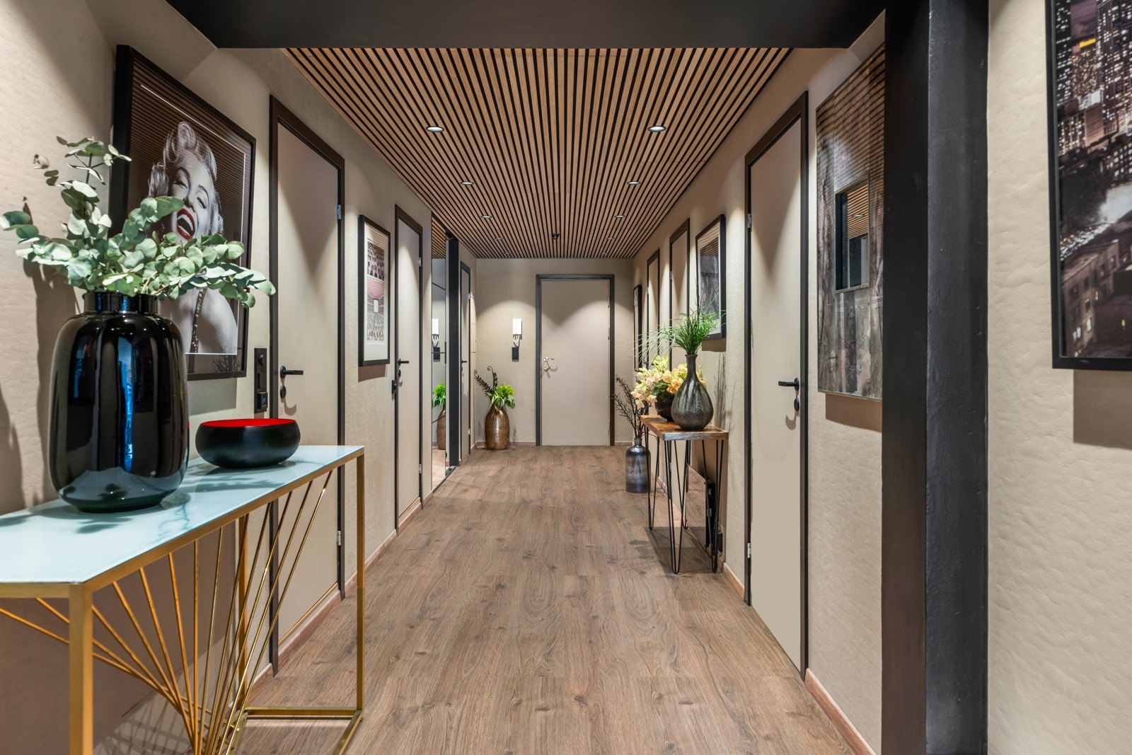 Leiligheten har en fin planløsning med materialvalg av god kvalitet. Galleribilde