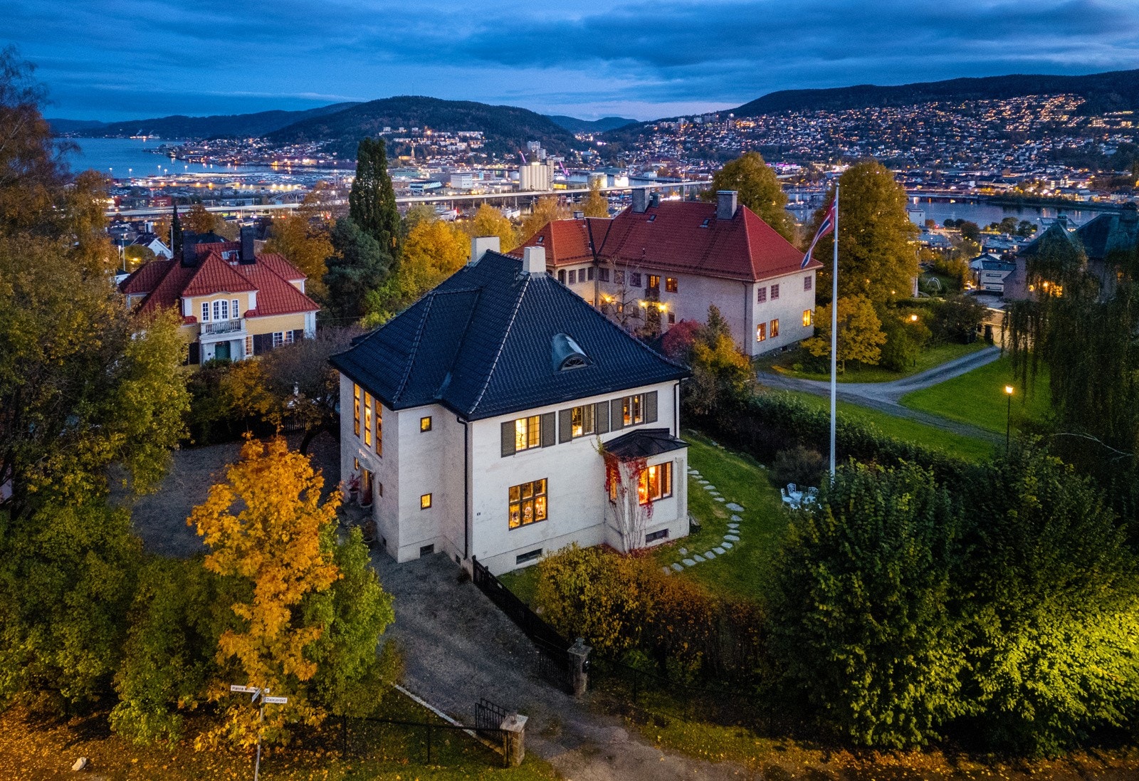 Kveldsstemning i Dalejordet 6. Galleribilde
