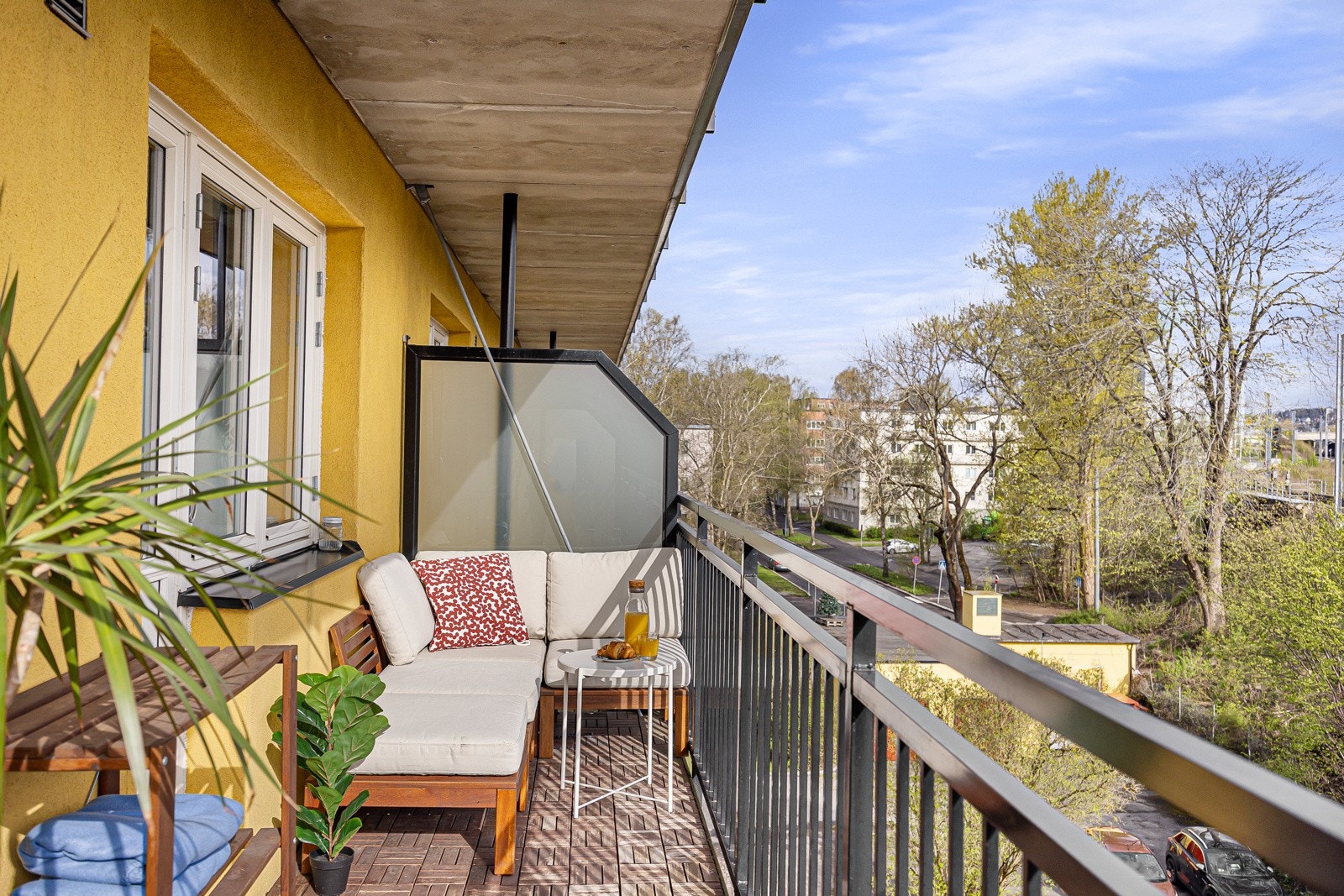 - Velkommen til Olaf Schous vei 23, presentert av Eiendomsmegler MNEF/Partner Bjørnar Mikkelsen (tlf. 938 98 132) hos Schala &Partners - Galleribilde