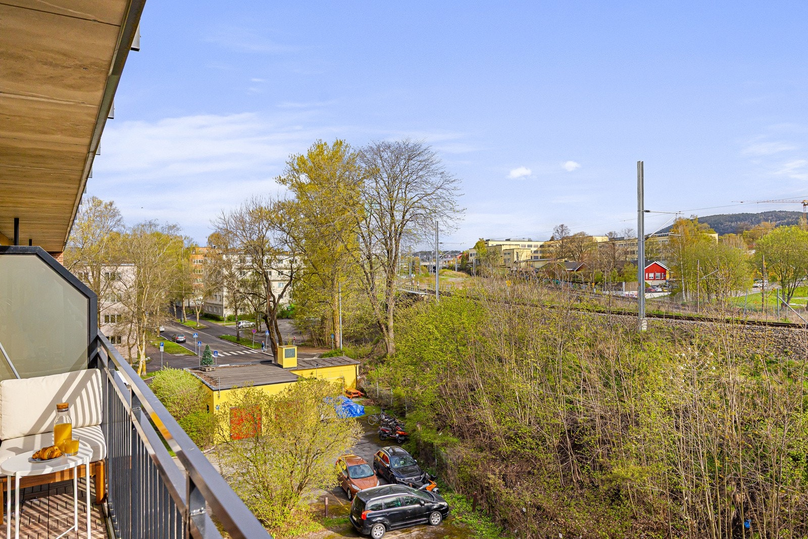 - Hyggelig utsikt, men så å si ingen innsyn - Galleribilde