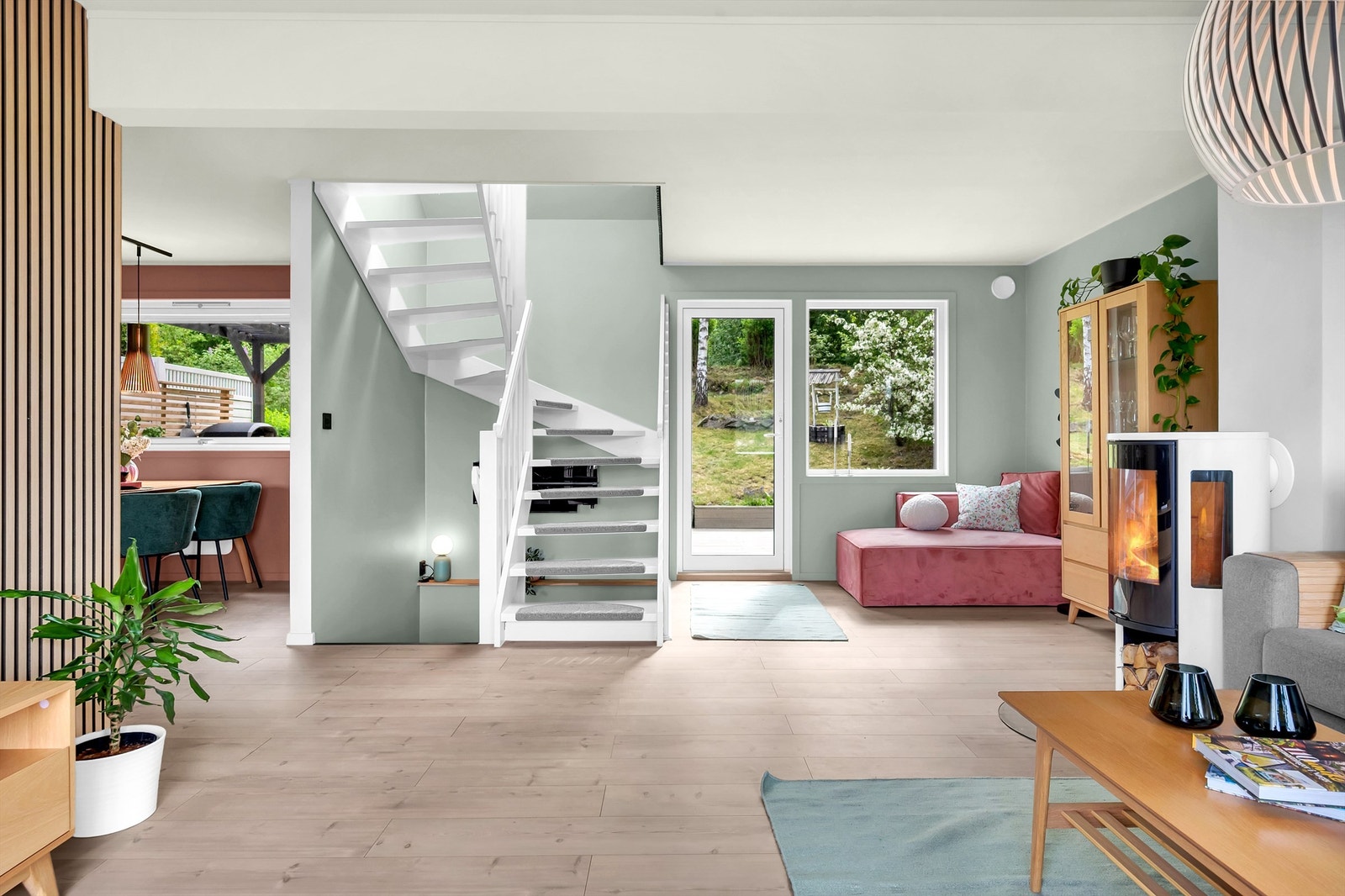 Stuen har en varmepumpe fra 2022. Galleribilde