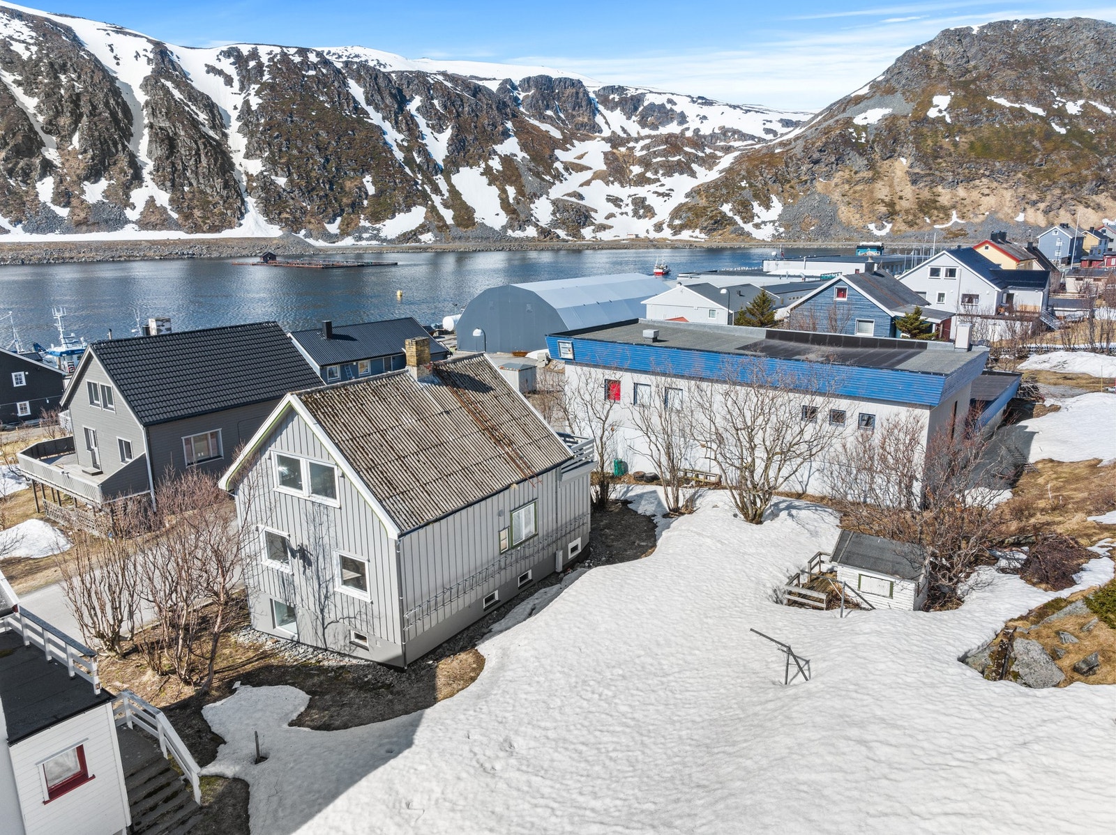 Velkommen til Hovedveien 66 - Pen enebolig i Nydelige Nordvågen Galleribilde