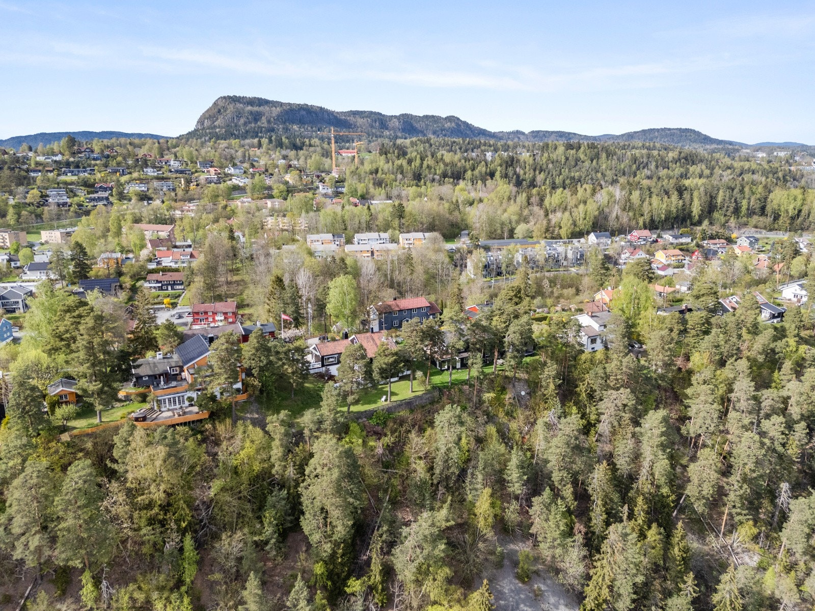 Området er kjent for sin barnevennlighet, med kort vei til både skoler og barnehager. Galleribilde
