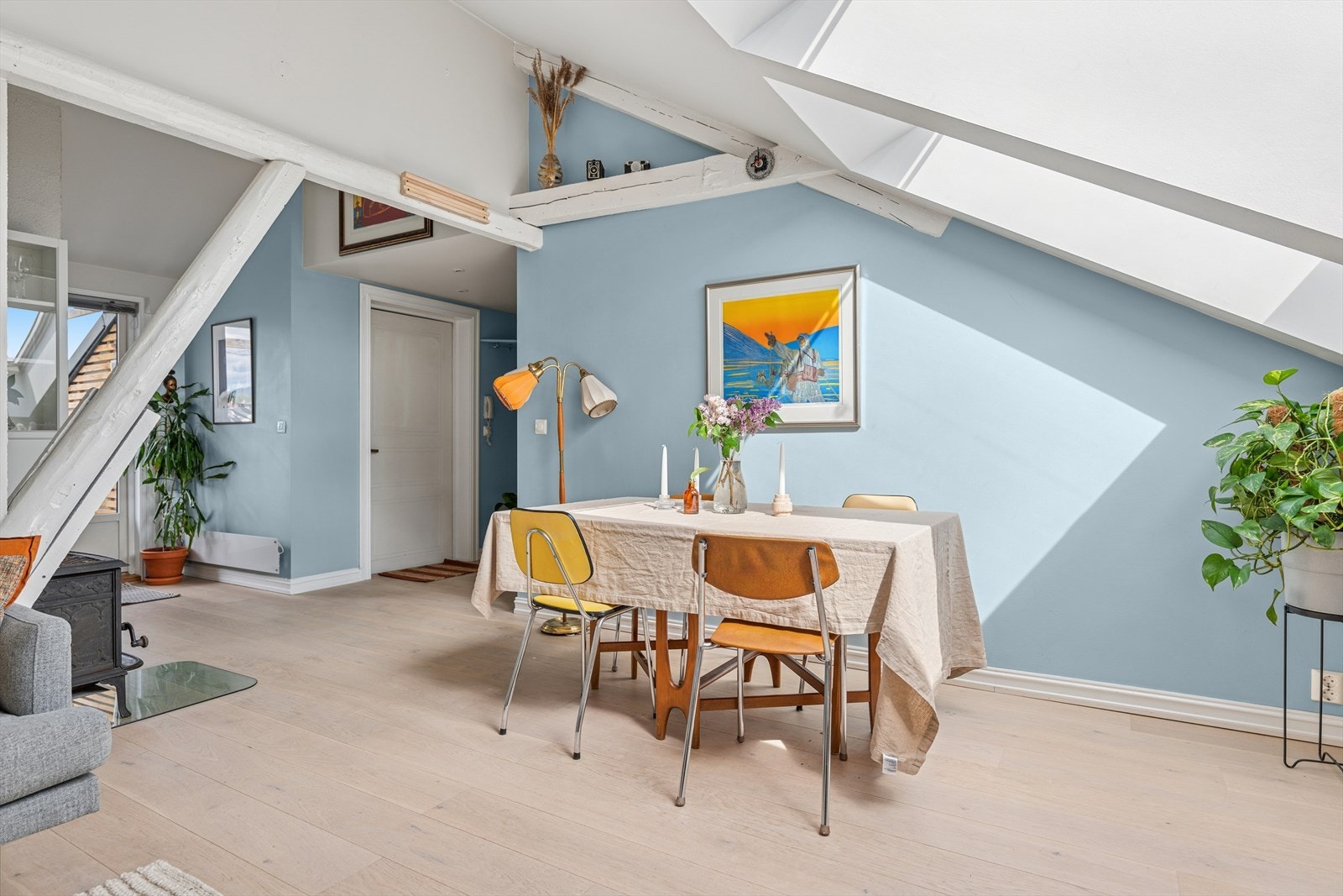 God plass til et større spisebord. Galleribilde