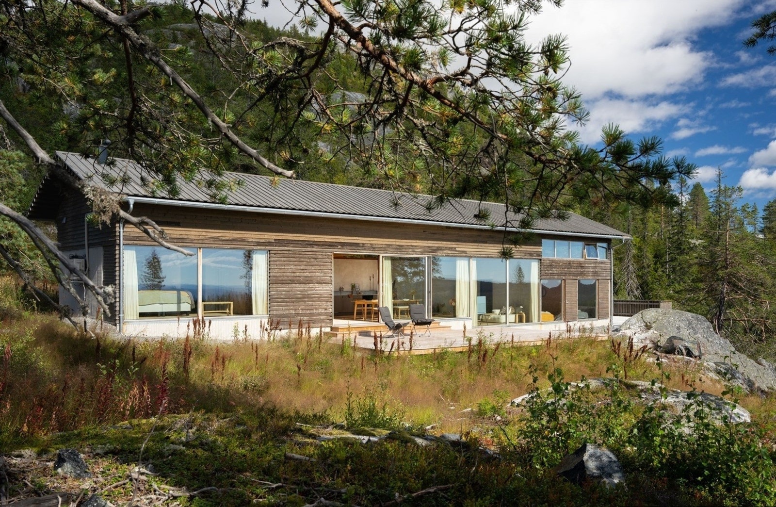 Velkommen til Gvitsteinsåsen 28 - en vakker og moderne hytte i fantastiske omgivelser. Galleribilde