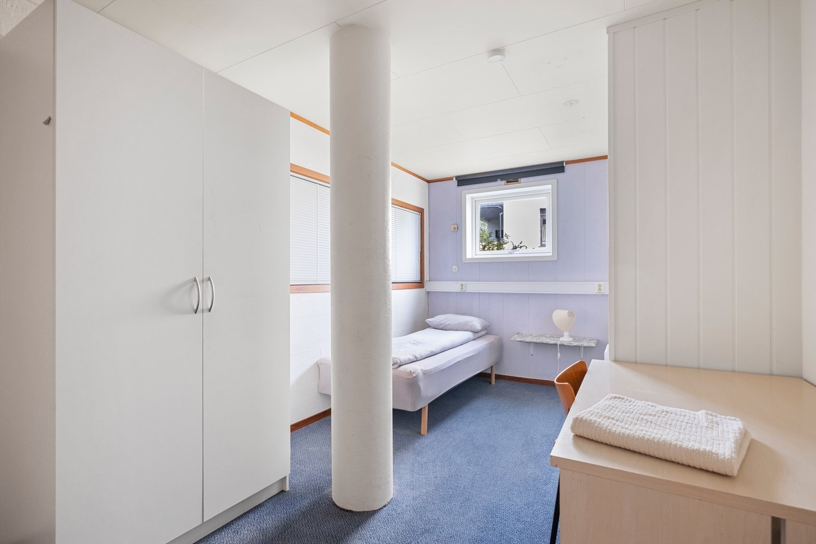 Soverom nummer 4 er innredet i del av et tidligere hybelrom Galleribilde