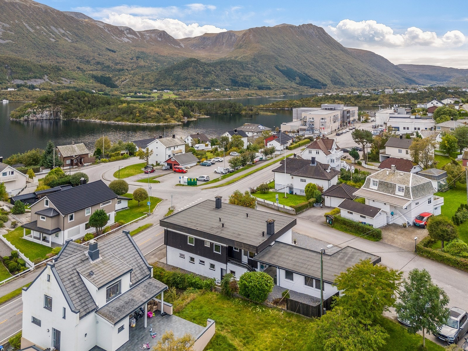 Husk å ordne med finansiering før visning Galleribilde