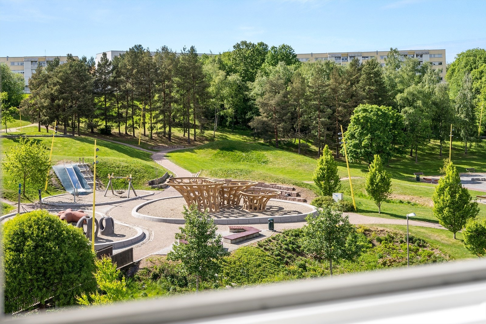 Perfekt for barnefamilier med lekeplass i nærheten. Galleribilde