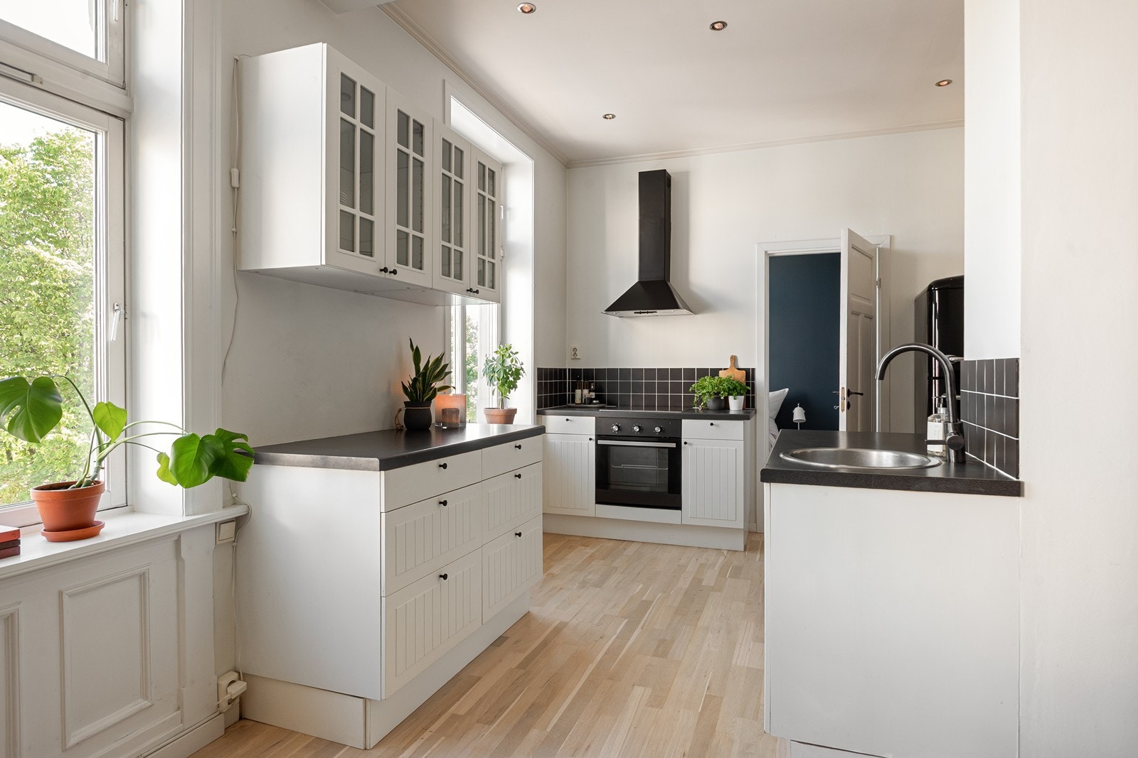 Alle hvitevarer på kjøkken medfølger Galleribilde