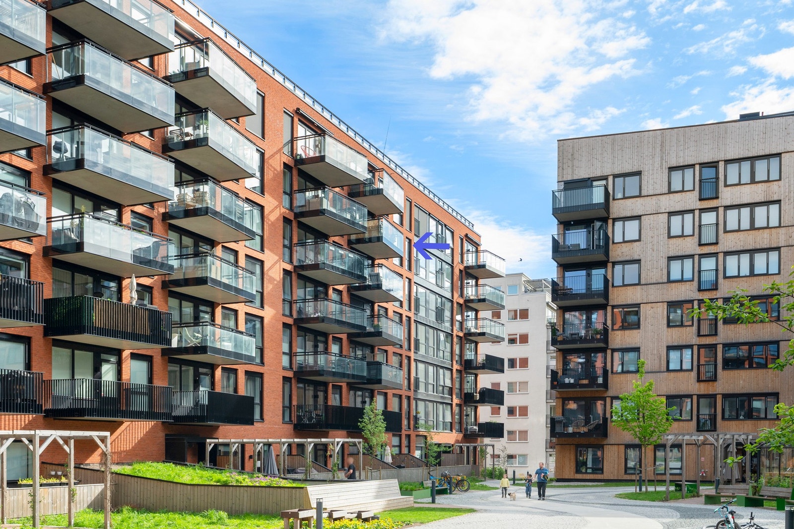 Fasade - Leiligheten sto ferdig i 2023 og har, i tillegg til innredning, en moderne fasade Galleribilde