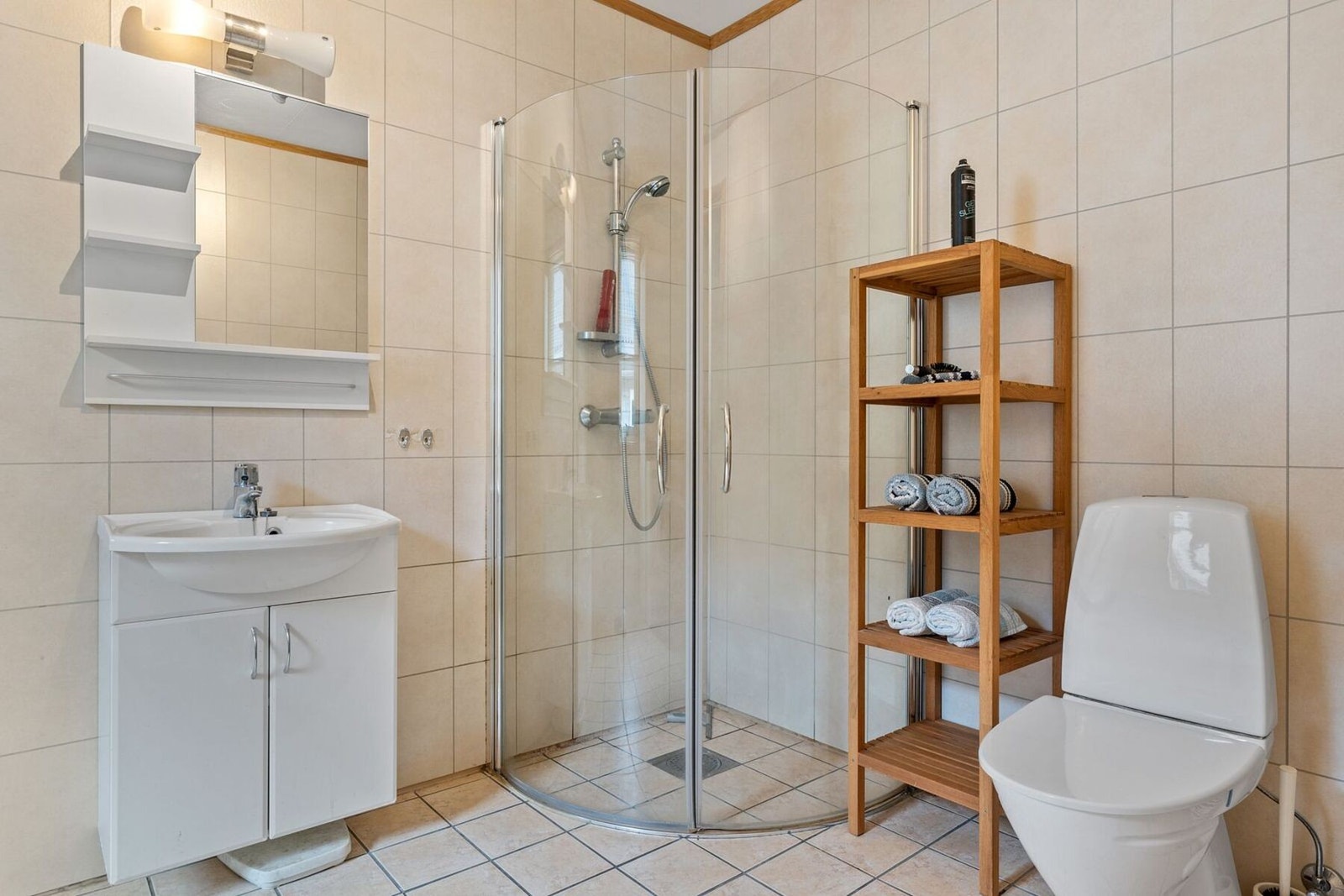 Bad i 1. etasje. Galleribilde