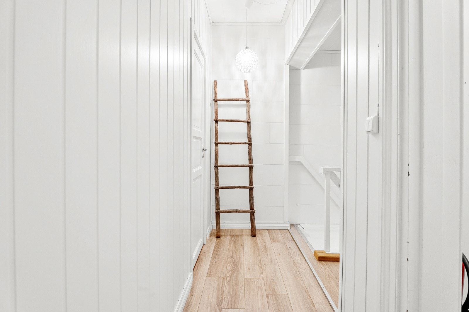 Gang 2. etasje. Galleribilde