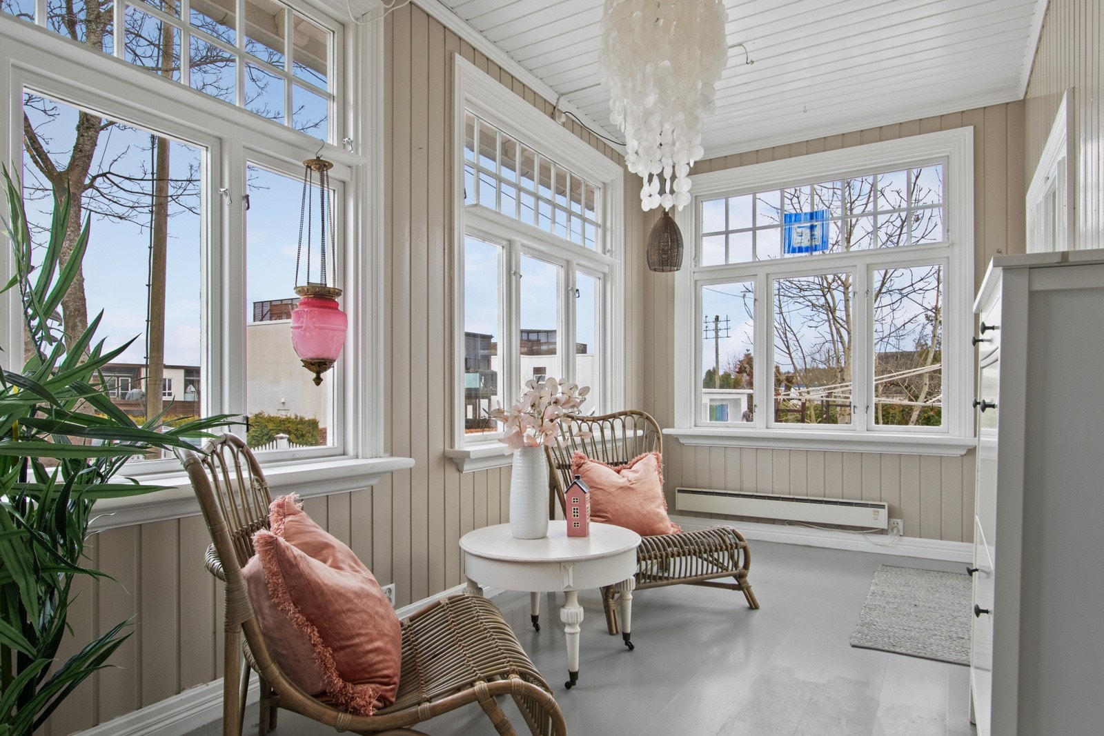 Rommet er perfekt hvis man ønsker å trekke seg tilbake for litt egentid med en god bok. Galleribilde