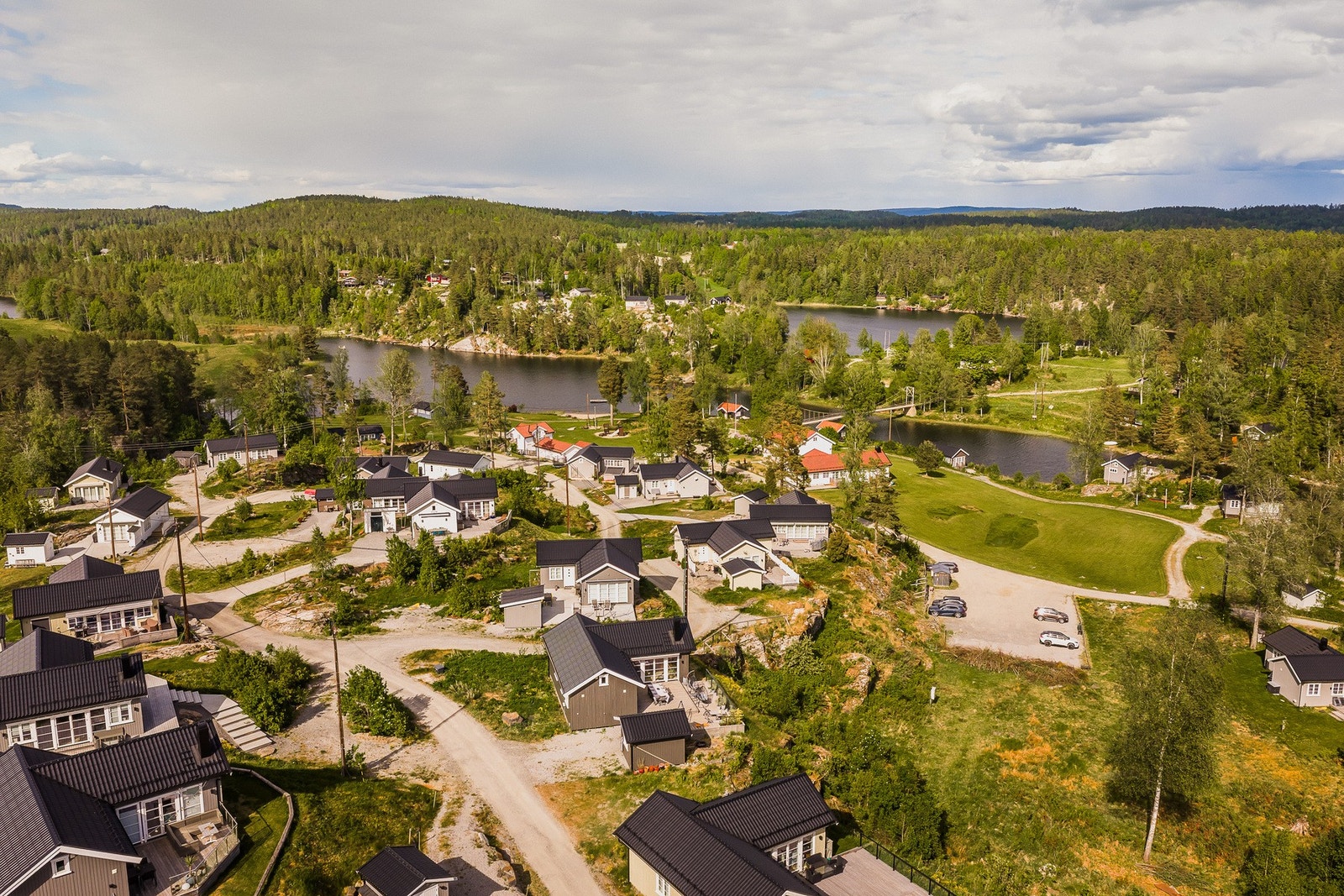 Nærheten til naturen gir tilgang på rekreasjon gjennom hele året. Galleribilde