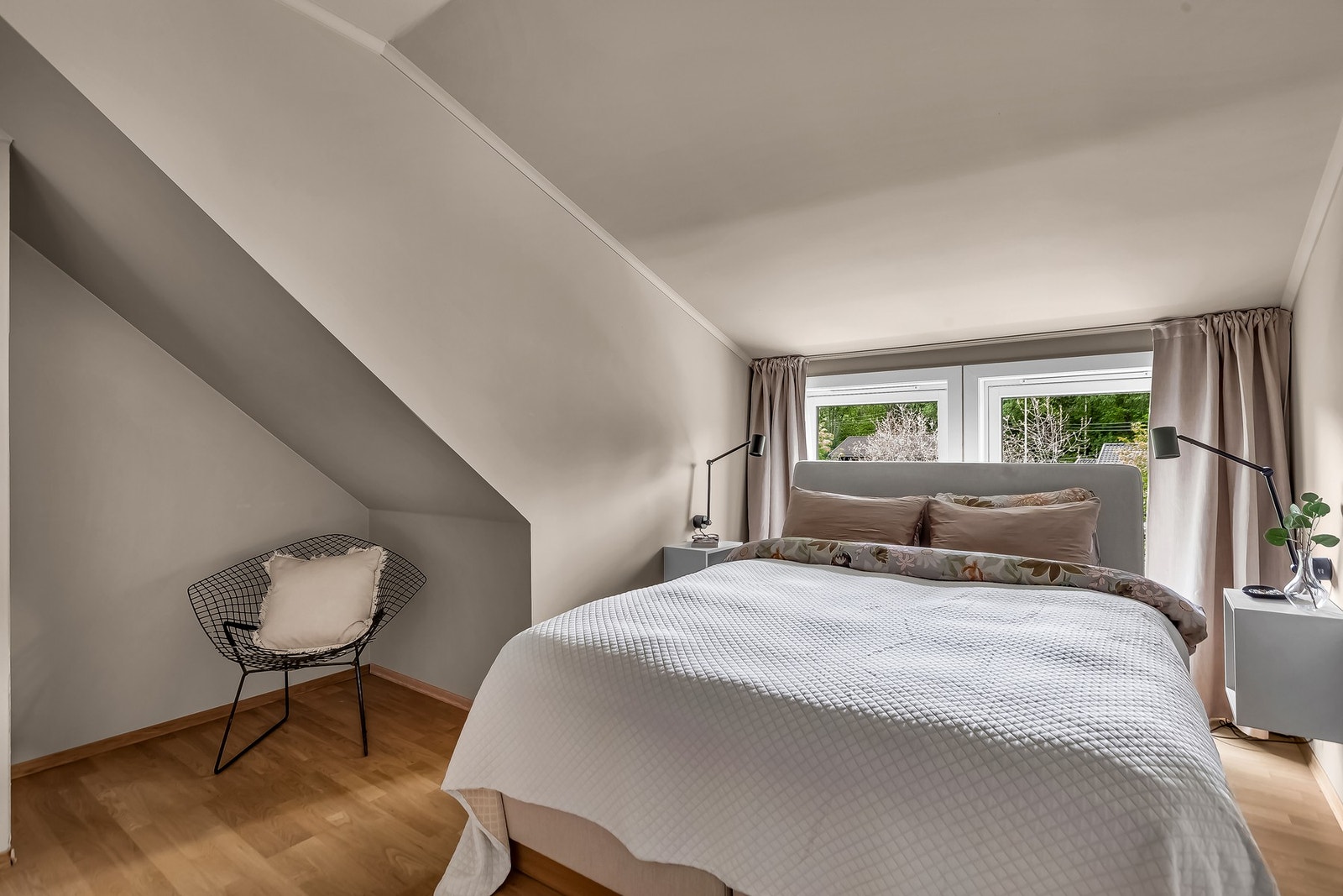 I 2. etasje finner vi tre gode soverom. Galleribilde