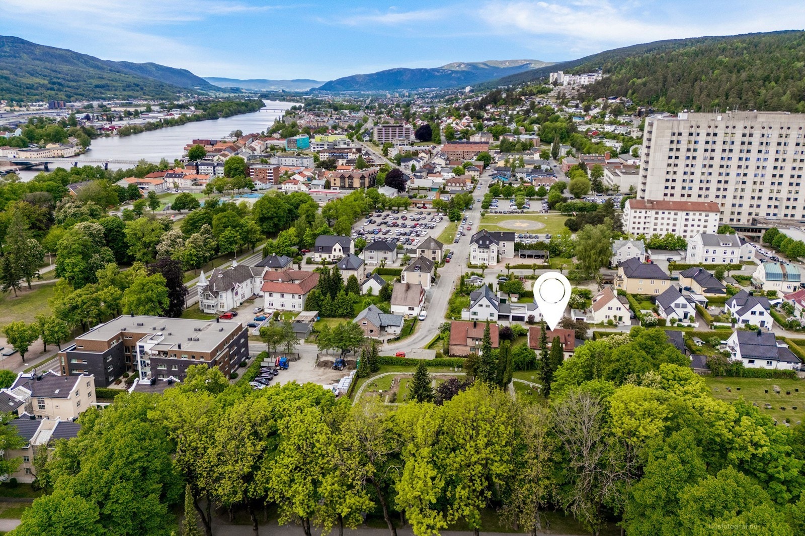 Gangavstand til flotte turområder - bl.a. Zik-Zakken og langs Drammenselva Galleribilde