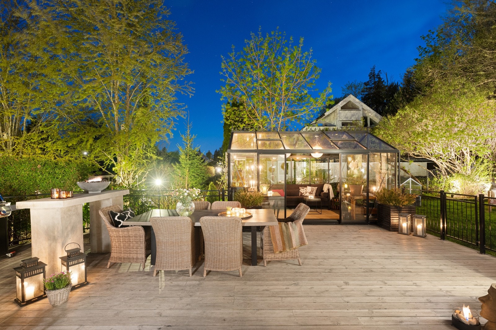 Nydelig uteområde. Bildet taler mer en tusen ord. Her kan man virkelig trives. Galleribilde