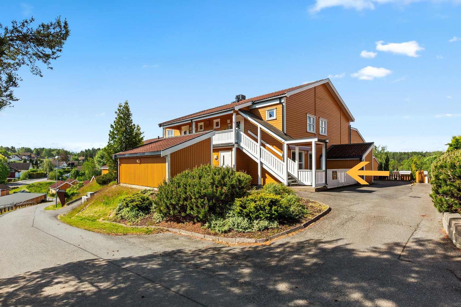 Velkommen til Nøkkeland terrasse 214 - en lys og pen 2-roms andelsleilighet med en god beliggenhet på Nøkkeland. Galleribilde