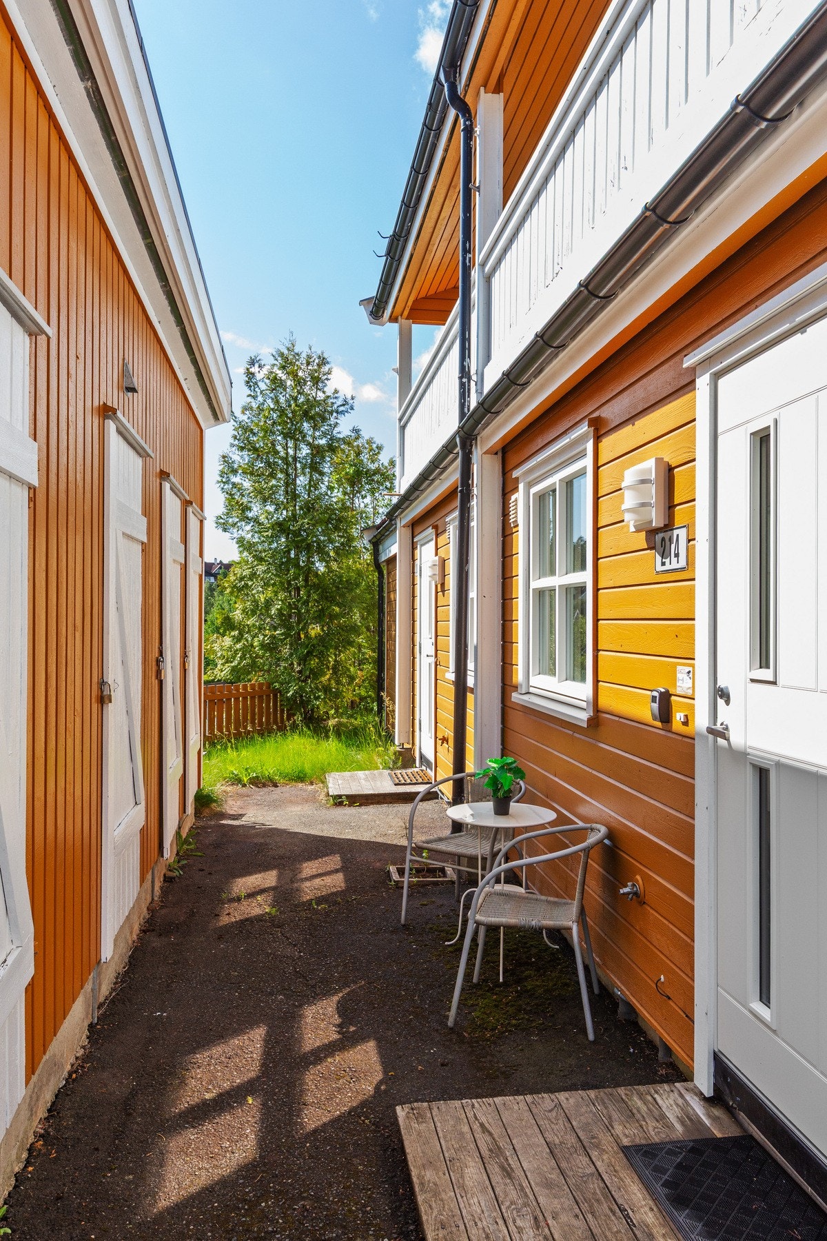 Inngangsparti. Galleribilde