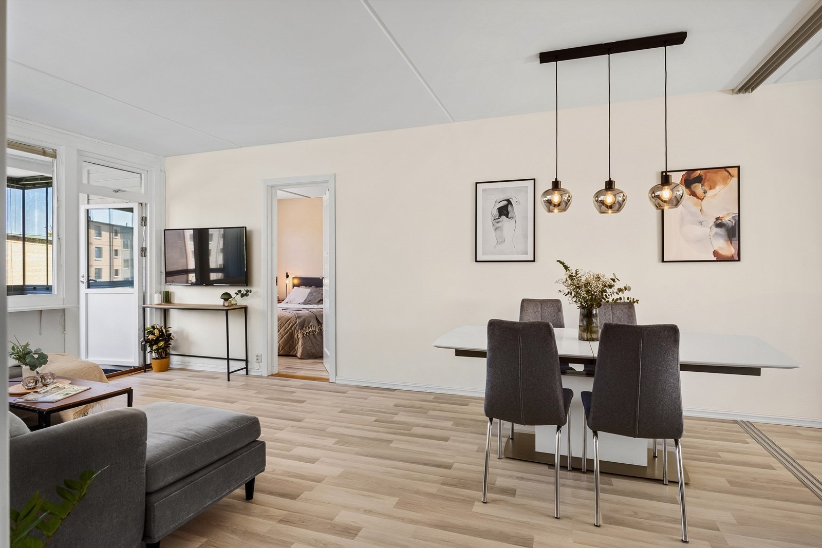 Fyring og varmtvann er også inkludert i felleskostnadene. Galleribilde