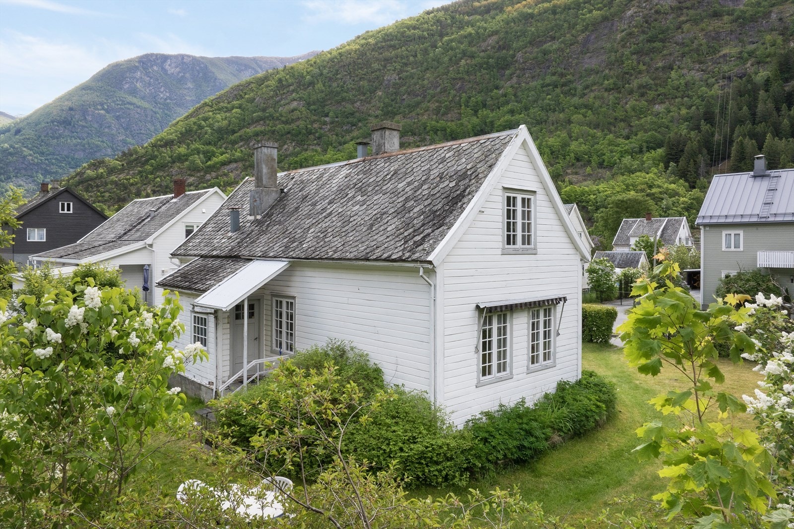 - Attraktiv og sentral plassering på Øyramarki i Lærdal - Galleribilde