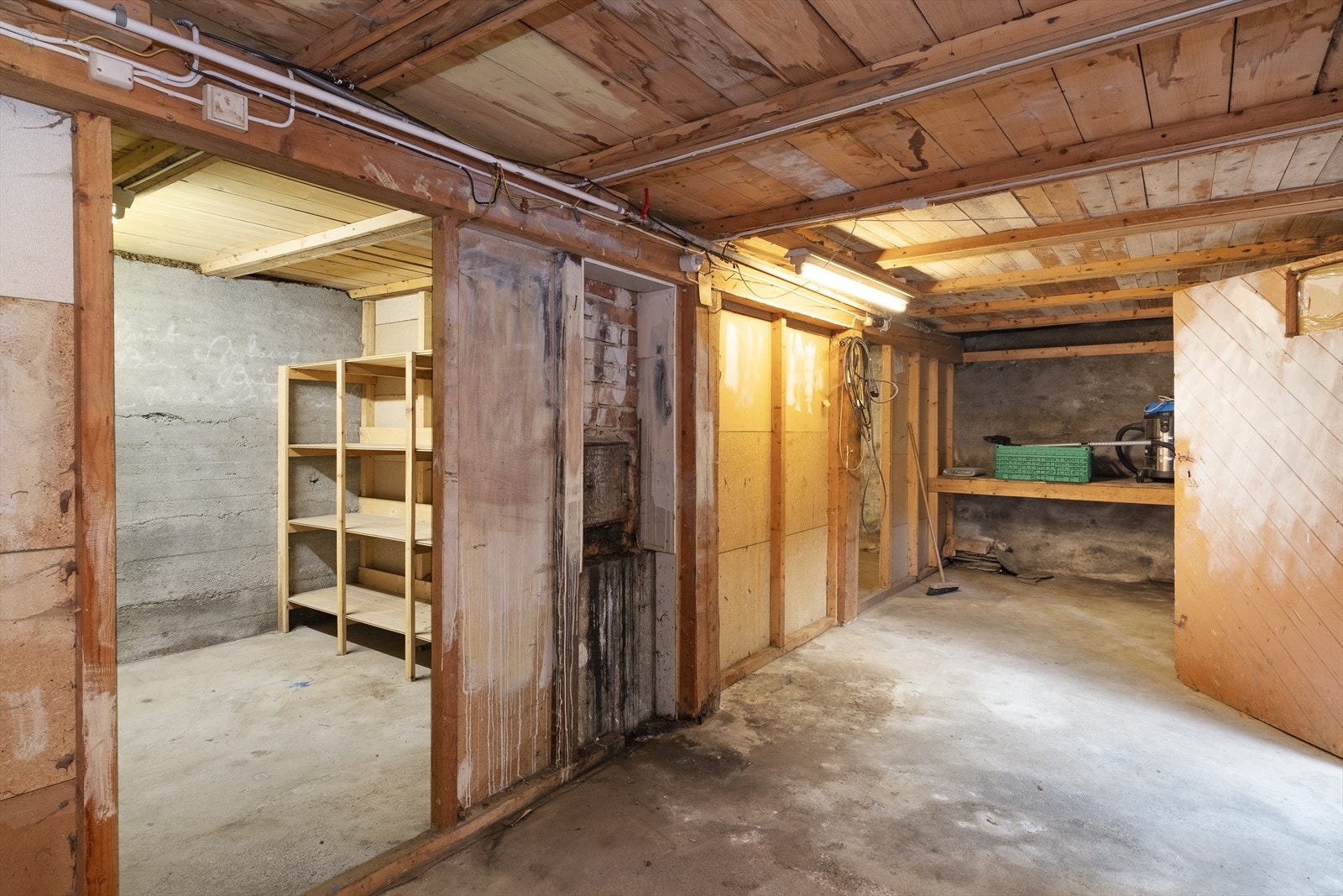 - Kjellar er delt inn i ulike boder - Galleribilde