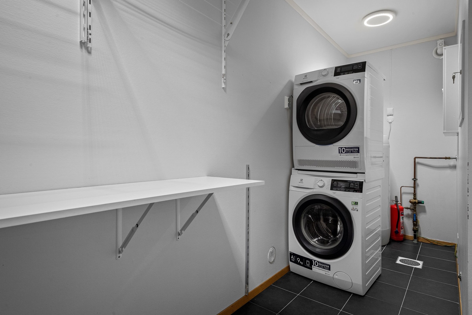 Vaskerom Galleribilde