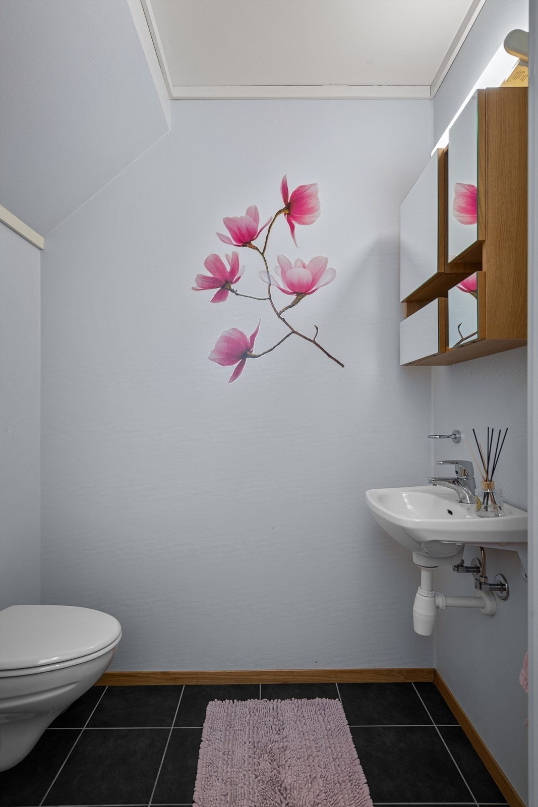 Toalettrommet i underetasjen Galleribilde