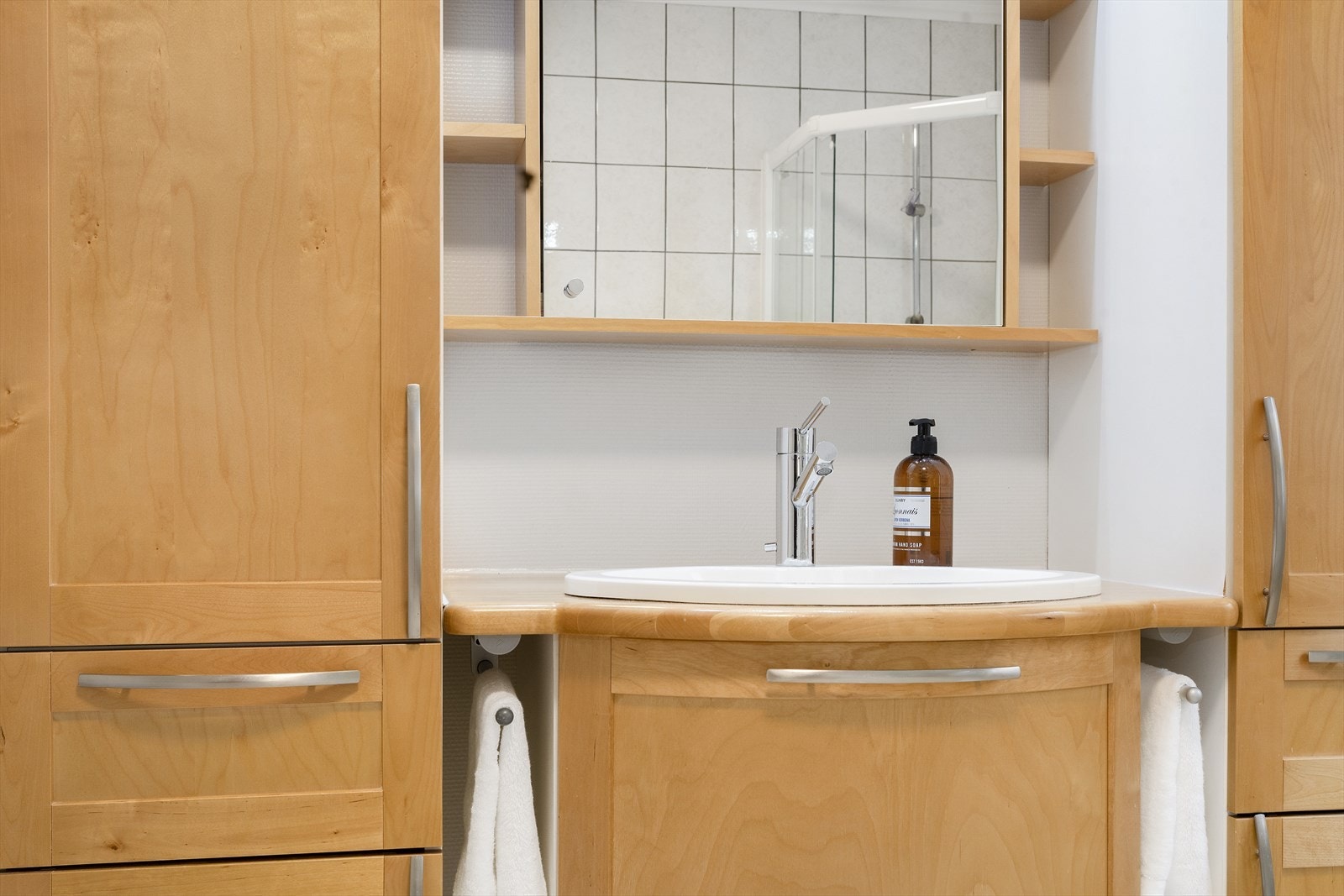 Badet i hovudetasjen Galleribilde