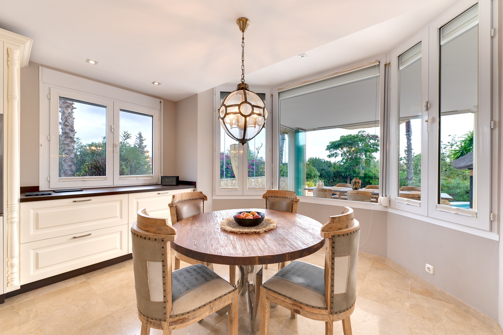 Her har du utsikt over oasen i hagen din Galleribilde