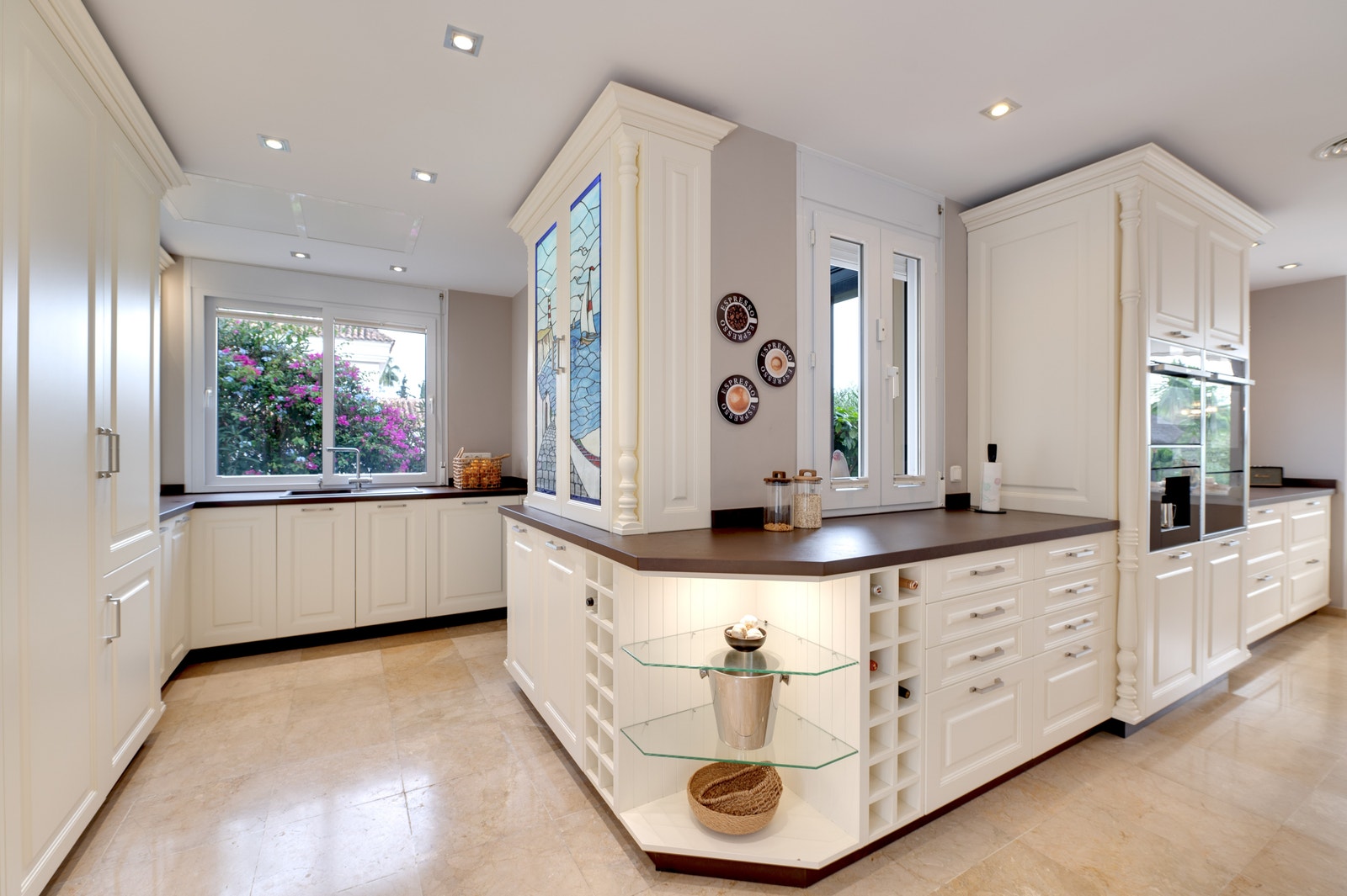 Rikelig plass til både hverdagsliv og fest. Galleribilde