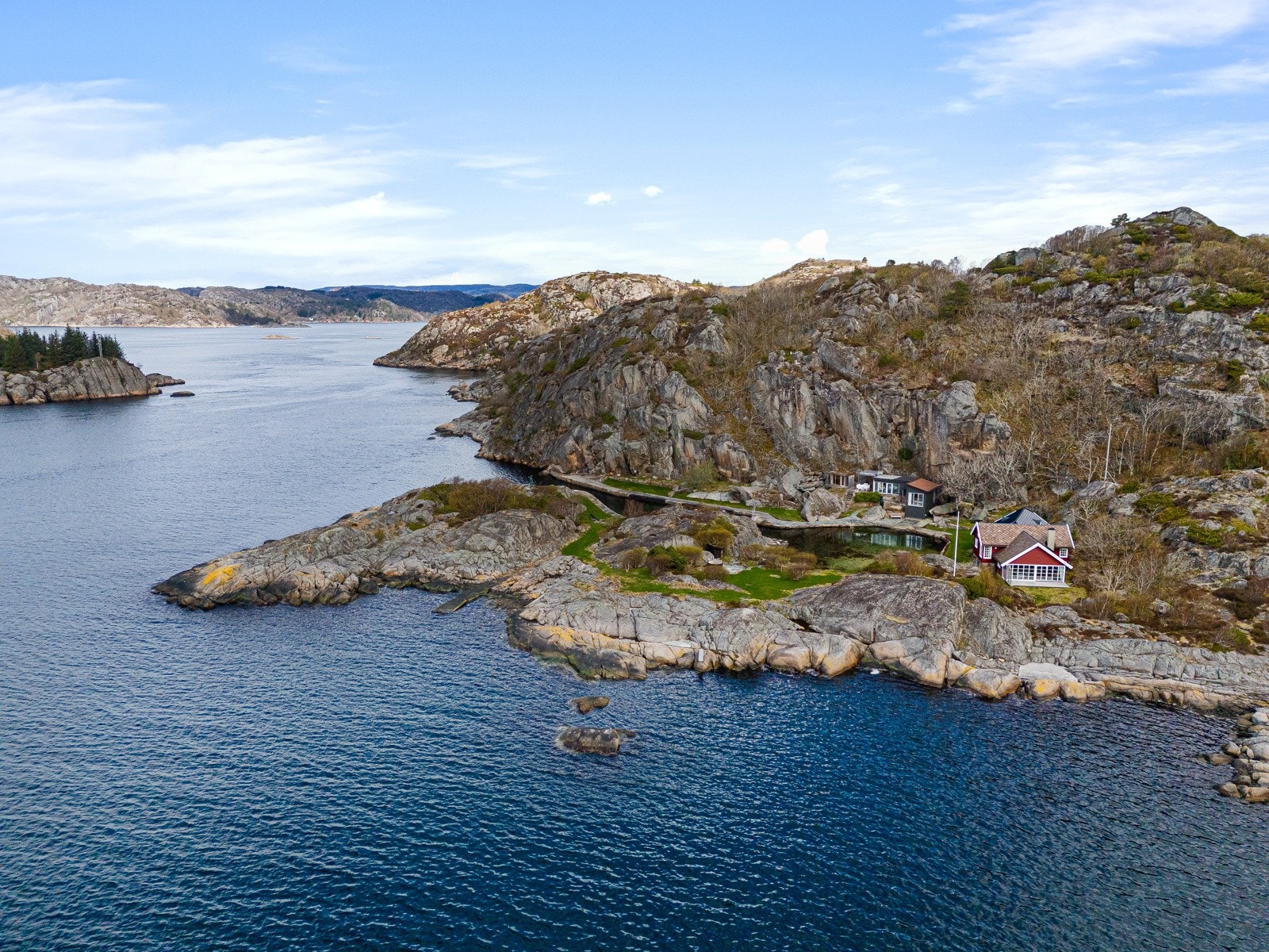 Dronebilde over eiendommen Galleribilde