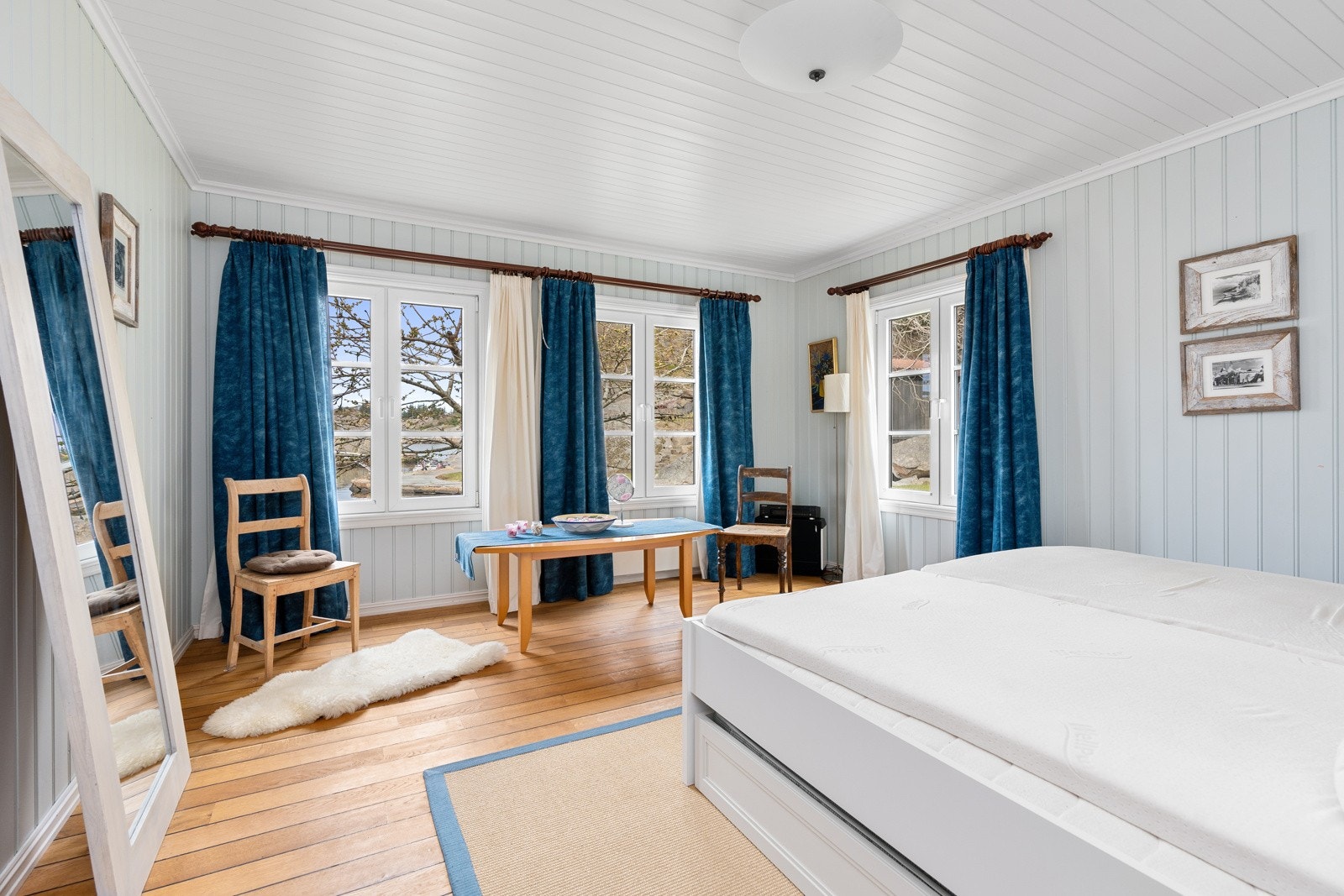 Soverom 1.etg. Galleribilde