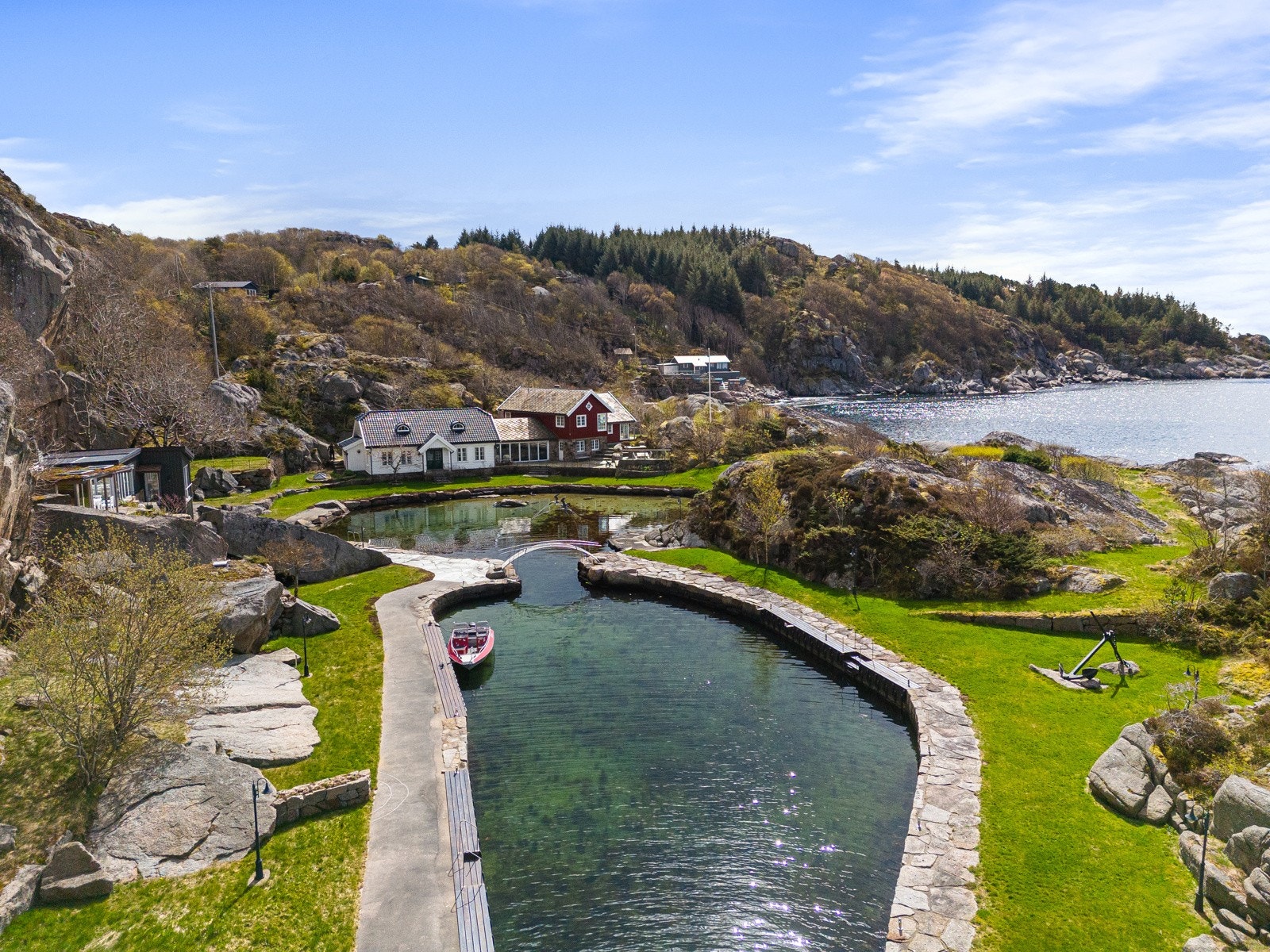 Egen bukt med lagune innerst Galleribilde