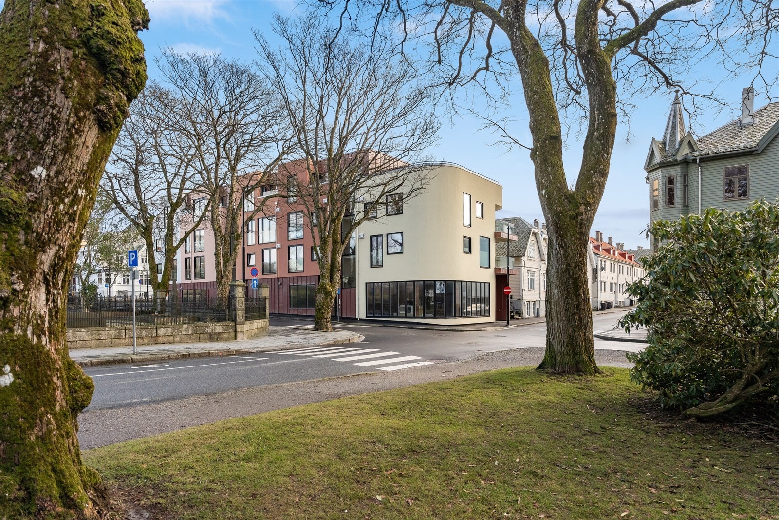 Fantastisk beliggenhet, gode solforhold og høy standard Galleribilde