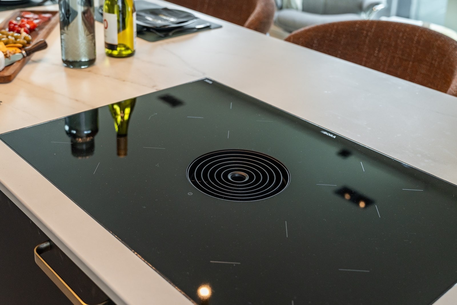 Platetopp med integrert vifte Galleribilde