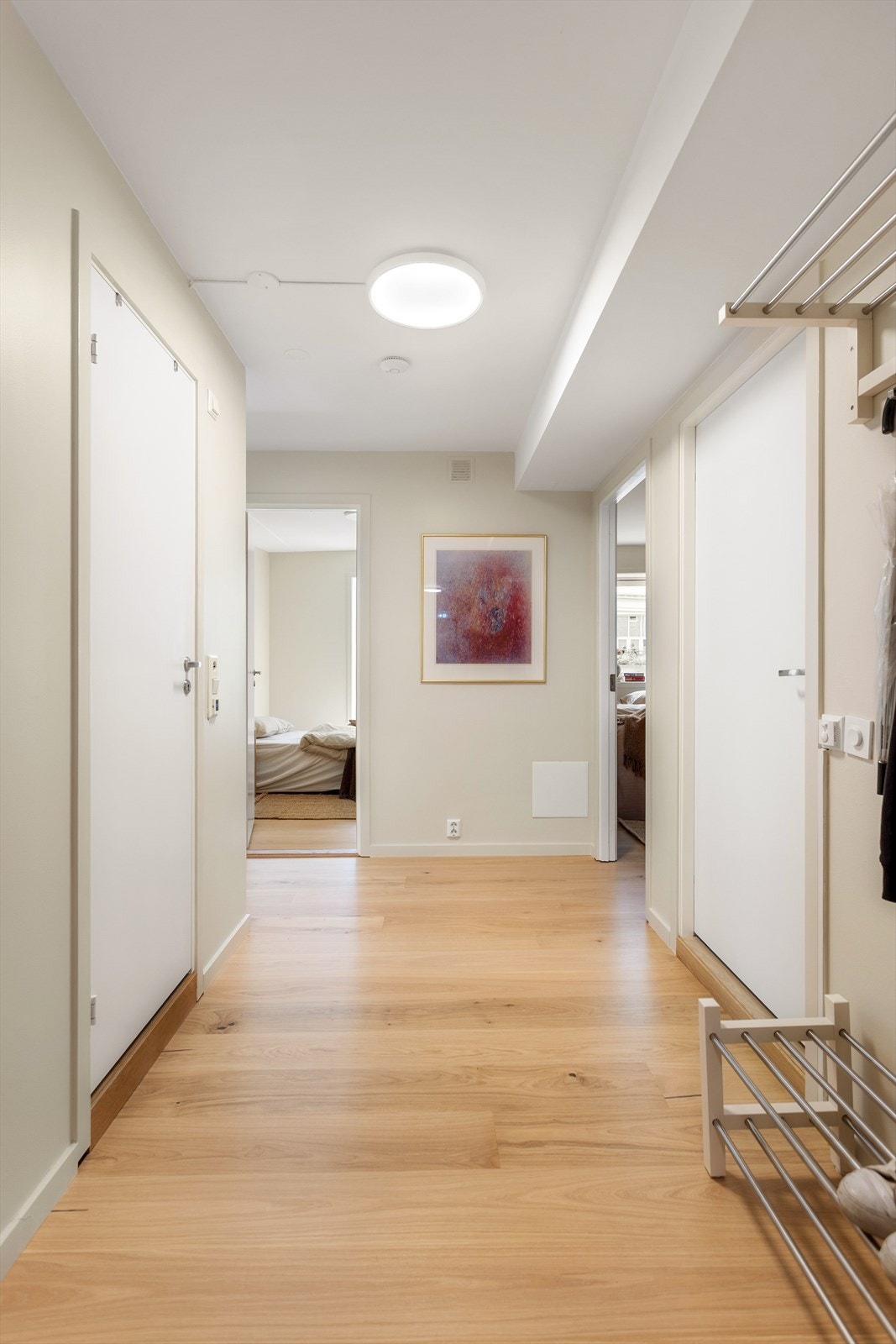 Entréen har god plass til oppbevaring av sko og yttertøy. Galleribilde
