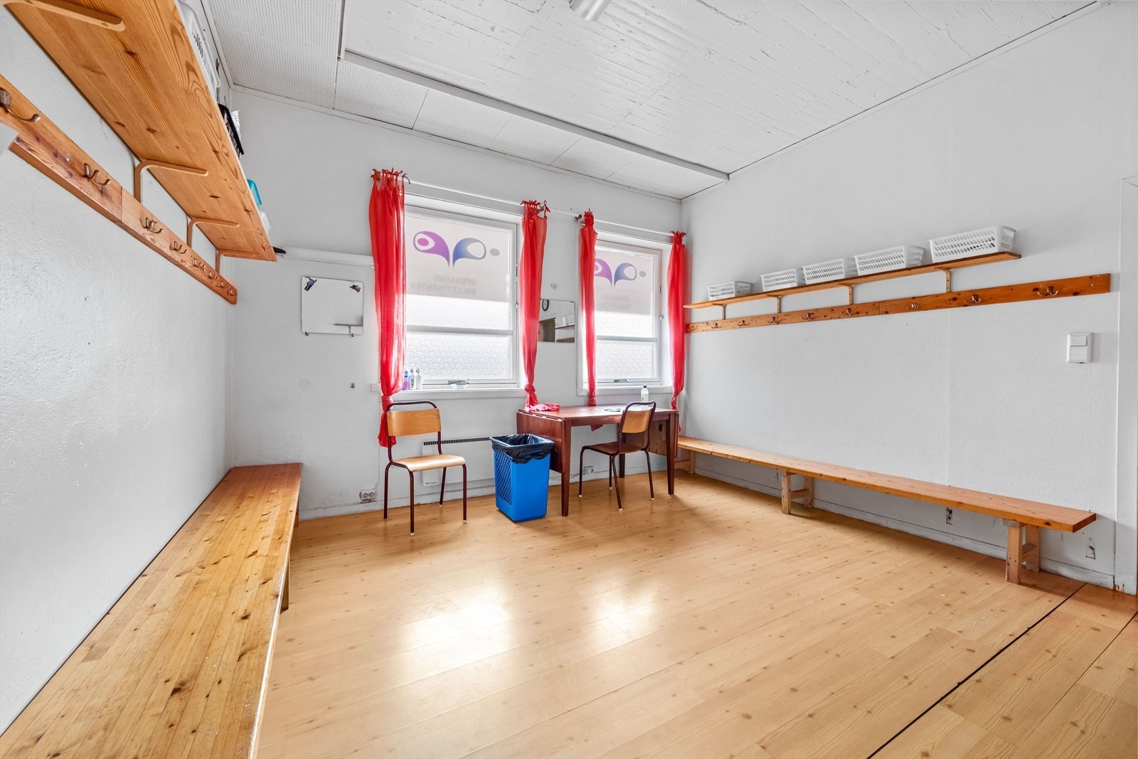 Garderobe Galleribilde