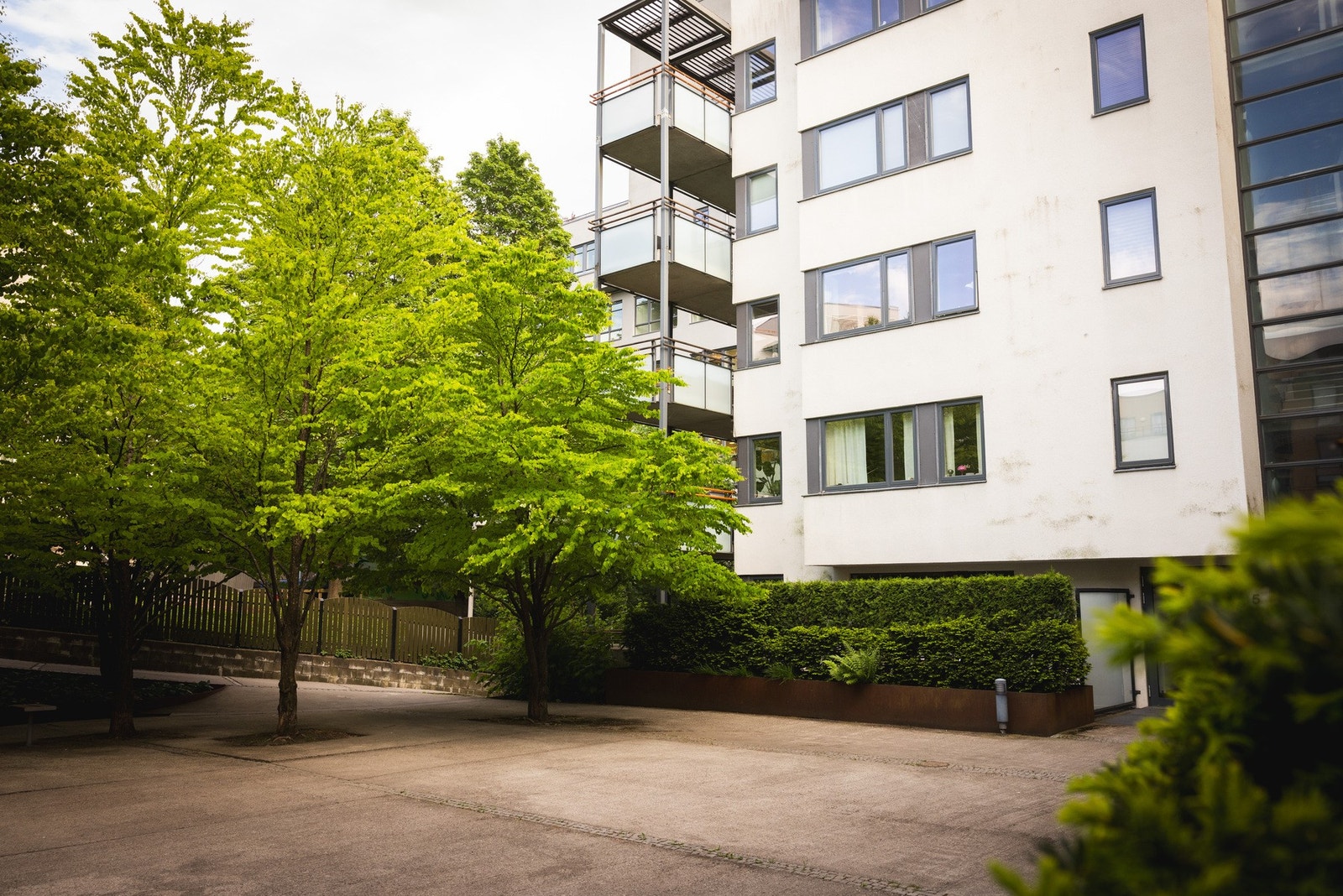 Sentral beliggenhet med kort vei til kaféer, restauranter, offentlig transport, rekreasjonsområder mm. Galleribilde