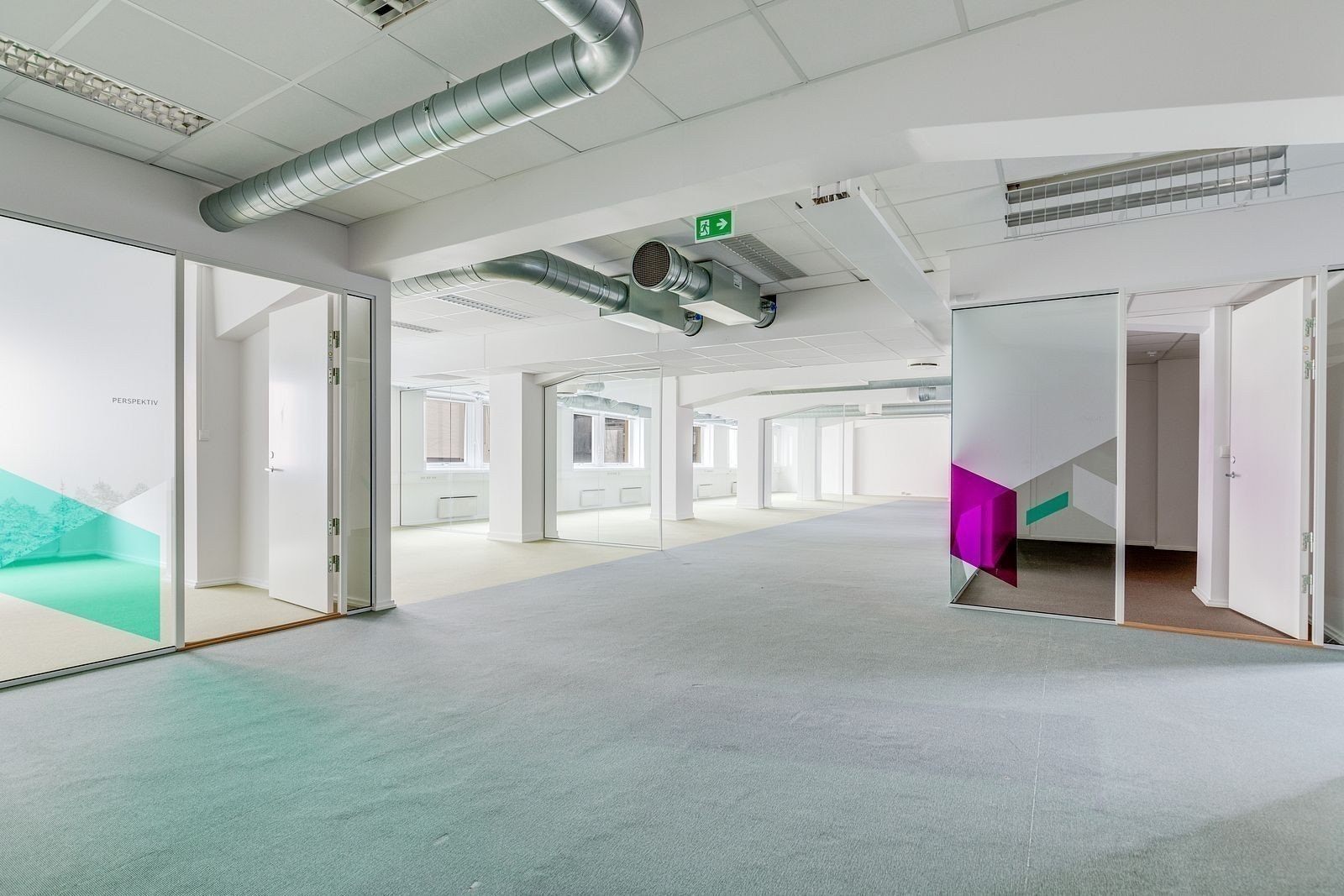 Nåværende planløsning består av møterom og åpent kontorlandskap Galleribilde