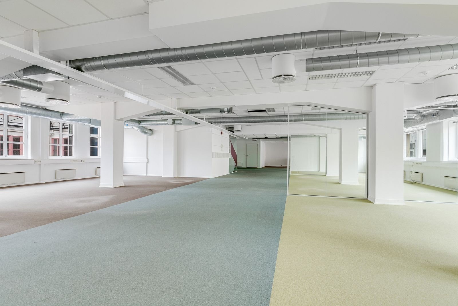 Kontoret er gjennomgående Galleribilde