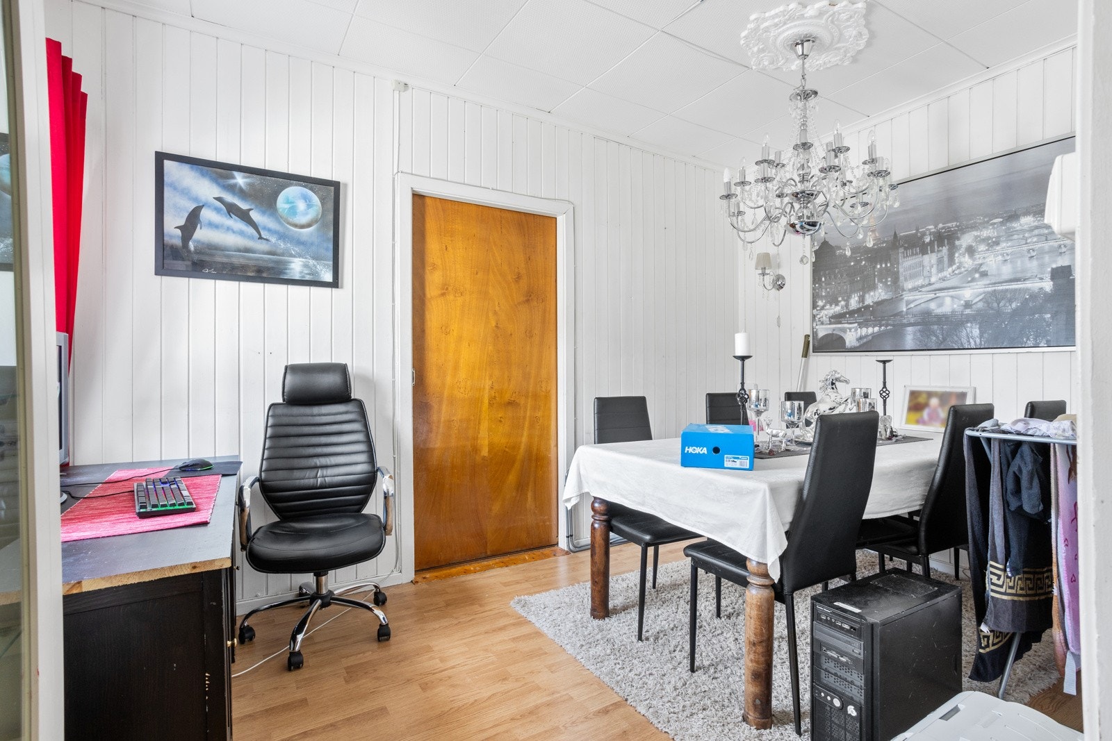 Soverom. I dag benyttet som spisestue/kontor. Galleribilde