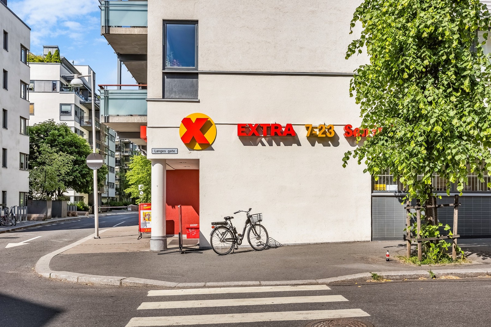 Nærmeste matbutikk ligger 2 minutter unna Galleribilde