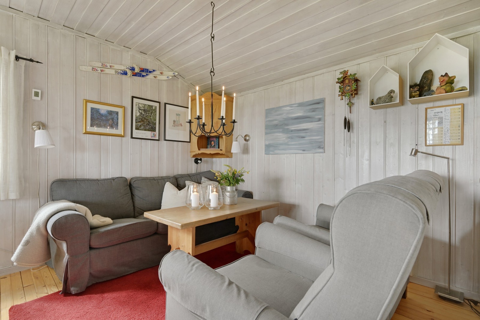 Her har man plass til både godstoler og spisebord Galleribilde